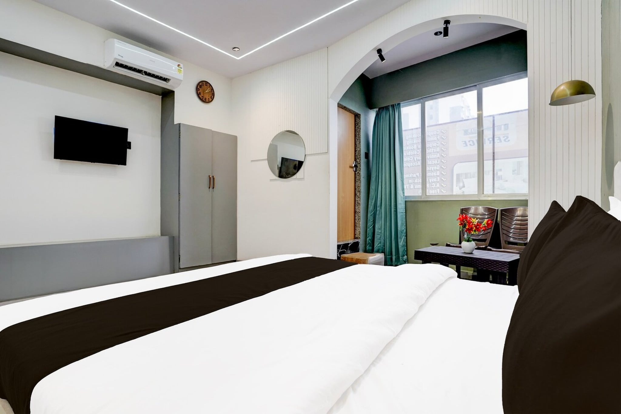 Comfortable Accommodations: Super Collection O Adajan Formerly Hotel Sky Palace in Surat offers 4-star comfort with air-conditioned rooms featuring TVs. Guests enjoy free WiFi throughout the property, ensuring connectivity and convenience.
Dining Experience: The hotel provides a variety of breakfast options, including continental, à la carte, and vegetarian. The on-site restaurant caters to diverse preferences, enhancing the dining experience for all visitors.
Convenient Facilities: The property offers a lounge, 24-hour front desk, housekeeping service, and room service. Additional amenities include a business centre and a fitness centre, catering to both leisure and business travellers.
Unmarried couples are warmly welcome at this property.
Guests with local ID proof are warmly welcome.
Early Check-In Policy: A full day’s room rate will be charged for check-ins before 6:00 AM. Complimentary early check-in is available between 6:00 AM and 10:00 AM, subject to room availability.
Check-in is only available to guests aged 18 and above. Please provide a government-issued ID to confirm your age.