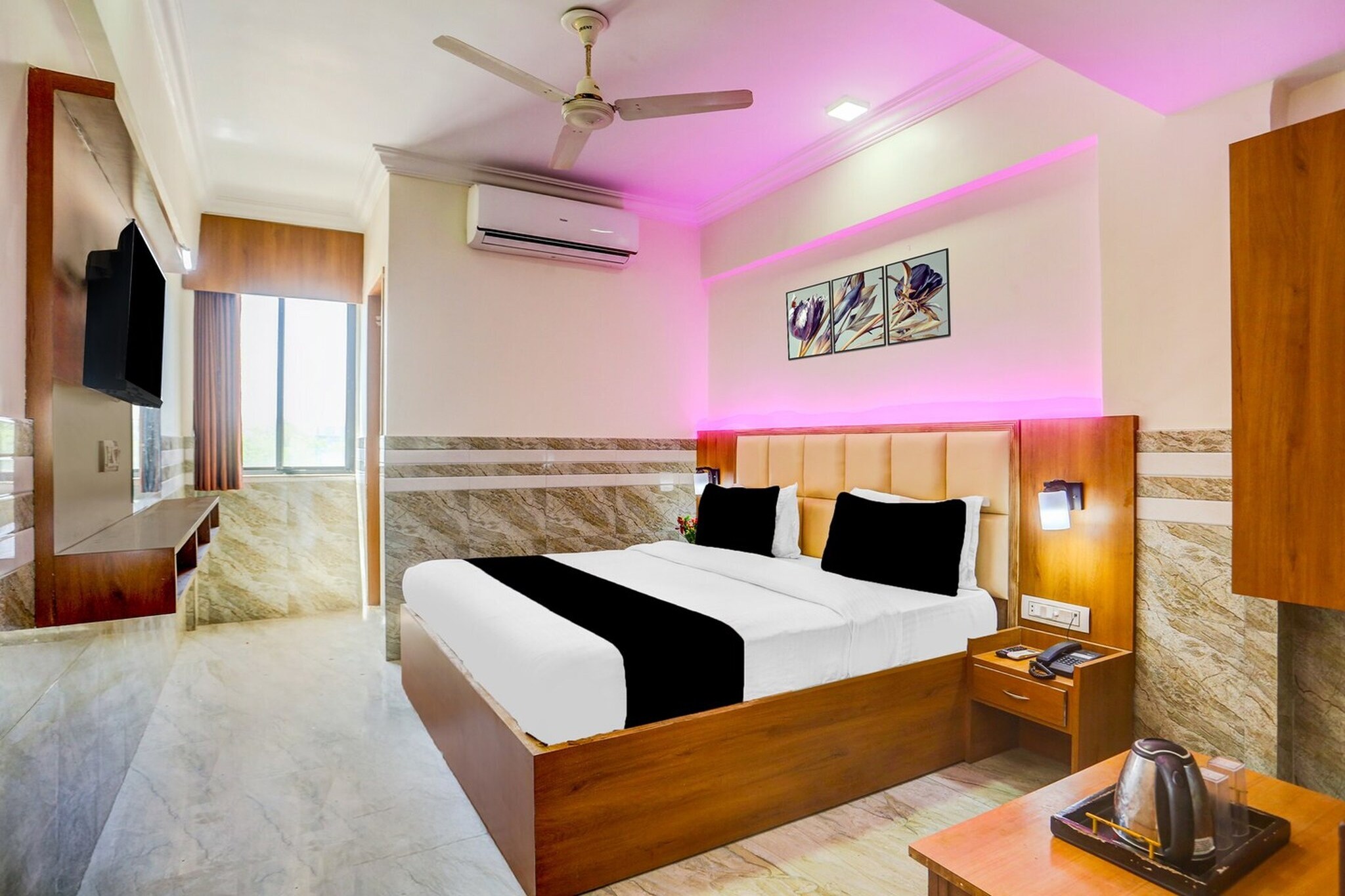Collection O Ahmedabad Airport Hotel