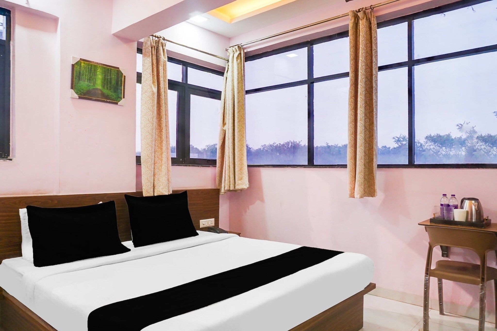 Comfortable Accommodations: Super Collection O Chandan Nagar Kharadi formerly Kharadi INN in Pune offers family rooms with air-conditioning, private bathrooms, work desks, and seating areas. Each room includes free toiletries, a bath or shower, TV, and tiled floors.

Essential Facilities: Guests enjoy free WiFi throughout the property, a lift, 24-hour front desk, housekeeping service, room service, and luggage storage. Additional amenities include a workout area and a business centre.

Prime Location: Located 3 km from Pune International Airport, the hotel is near attractions such as Aga Khan Palace (5 km), Bund Garden (9 km), and Pataleshwar Cave Temple (12 km). Reception staff speak English and Hindi.

Unmarried couples are warmly welcome at this property.

Guests with local ID proof are warmly welcome.

Early Check-In Policy: A full dayâ€™s room rate will be charged for check-ins before 6:00 AM. Complimentary early check-in is available between 6:00 AM and 10:00 AM, subject to room availability.

Check-in is only available to guests aged 18 and above. Please provide a government-issued ID to confirmÂ yourÂ age.

