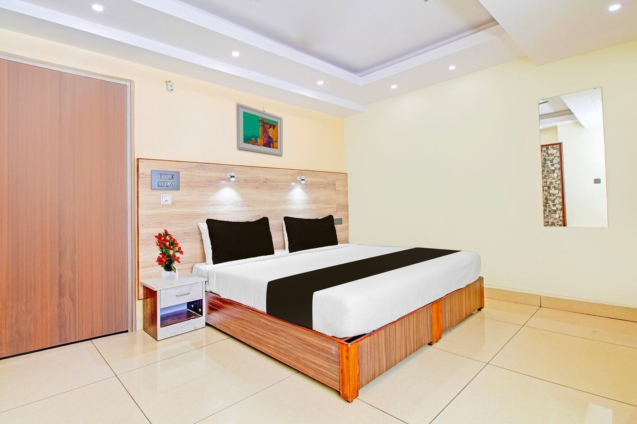 Comfortable Accommodations: Super Collection O Grand Governorpet in Vijayawada offers spacious rooms with air-conditioning, private bathrooms, and free WiFi throughout the property. Guests enjoy amenities such as a work desk, seating area, TV, and free toiletries.

Convenient Facilities: The hotel features a lift, 24-hour front desk, housekeeping service, family rooms, room service, and luggage storage. Reception staff speak English, Hindi, and Telugu, ensuring smooth communication for all guests.

Prime Location: Located 17 km from Vijayawada Airport, the hotel is 5 km from Vijayawada Station and 8 km from Kanakadurga Temple. Tenali Junction Railway Station is 36 km away, providing easy access to local attractions.

Unmarried couples are warmly welcome at this property.
Guests with local ID proof are warmly welcome.

Early Check-In Policy: A full day’s room rate will be charged for check-ins before 6:00 AM. Complimentary early check-in is available between 6:00 AM and 10:00 AM, subject to room availability.
Check-in is only available to guests aged 18 and above. Please provide a government-issued ID to confirm your age.
