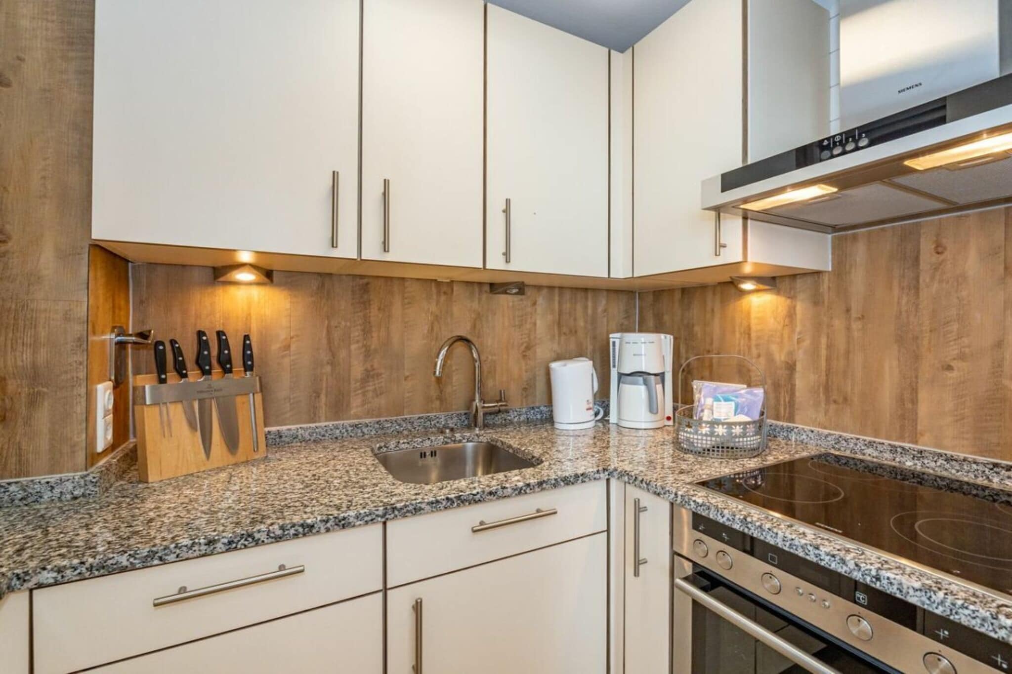 Apartment 15 Haus Dünenburg for max. 2 people

This 2-room apartment is located on the 2nd floor, with an east-facing balcony.

Kitchen
Fitted kitchen
Dishwasher
4-burner ceramic hob
Oven

Living/dining room
Cable TV/DVD, Wi-Fi included (no guarantee)
Stereo/CD player
Balcony

Bedroom

Shower room
Underfloor heating

Parking space no. 15 behind the house

Note: For shorter booking periods, please check the calendar for follow-up bookings when making your inquiry.