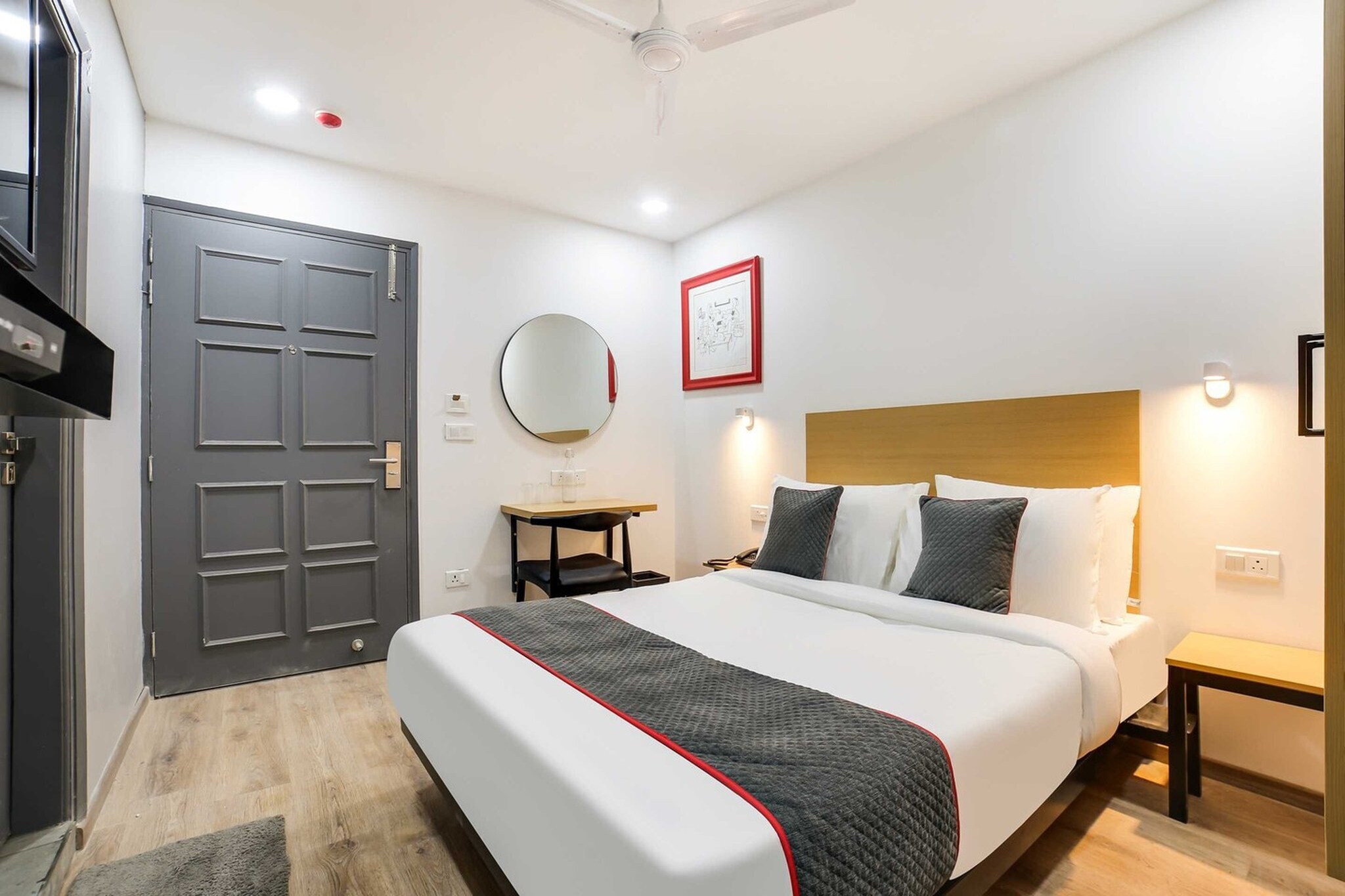 Comfortable Accommodations: Super Collection O Shahdara Near Yamuna Sports Complex in Delhi offers family rooms with air-conditioning, private bathrooms, work desks, and free toiletries. Each room includes a TV, wardrobe, and tiled floors.
Dining Experience: The family-friendly restaurant serves Indian cuisine for lunch and dinner. Guests can enjoy meals in a welcoming ambience, complemented by free WiFi throughout the property.
Convenient Facilities: The hotel features a lift, 24-hour front desk, housekeeping service, room service, and luggage storage. Additional amenities include a seating area and a work desk.
Nearby Attractions: Located 7 km from Hindon Airport, the hotel is close to Red Fort (8 km), Gurudwara Sis Ganj Sahib (9 km), and Swaminarayan Akshardham (10 km). Other points of interest include India Gate and Humayun's Tomb, each 13 km away.
We’re sorry, but we are unable to accommodate unmarried couples at this property.
Guests with local ID proof are warmly welcome.
Early Check-In Policy: A full day痴's room rate will be charged for check-ins before 6:00 AM. Complimentary early check-in is available between 6:00 AM and 10:00 AM, subject to room availability.
Check-in is only available to guests aged 18 and above. Please provide a government-issued ID to confirm your age.