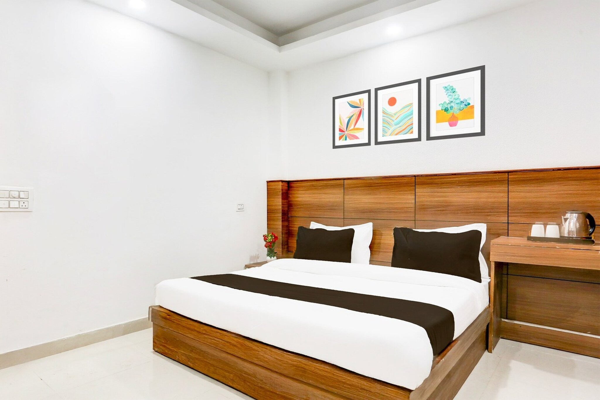 Comfortable Accommodations: Hotel O Cyber City Phase 3 in Gurgaon offers family rooms with air-conditioning, private bathrooms, work desks, and seating areas. Each room includes free toiletries, bath or shower, TV, tiled floors, and a wardrobe.

Essential Facilities: Guests enjoy free WiFi throughout the property, a lift, 24-hour front desk, housekeeping service, room service, and luggage storage. The hotel provides a continental breakfast each morning.

Convenient Location: Located 7 km from Delhi International Airport, the hotel is near MG Road (4 km), Qutub Minar (14 km), and India Gate (24 km). Reception staff speak English and Hindi.

Unmarried couples are warmly welcome at this property.
                 
Guests with local ID proof are warmly welcome.
Early Check-In Policy: A full day’s room rate will be charged for check-ins before 6:00 AM. Complimentary early check-in is available between 6:00 AM and 10:00 AM, subject to room availability.
Check-in is only available to guests aged 18 and above. Please provide a government-issued ID to confirm your age.

