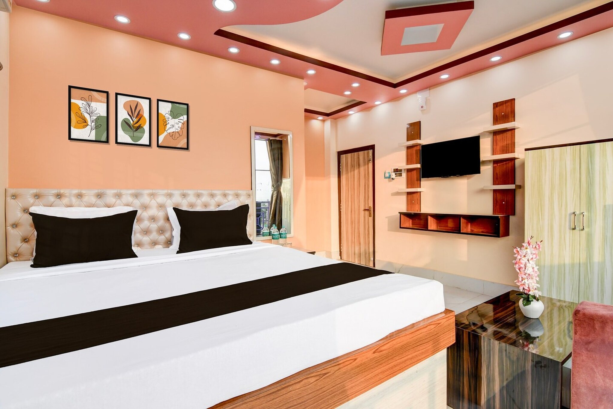 Comfortable Accommodations: Hotel O Kakdwip in Kakdwip offers family rooms with air-conditioning, private bathrooms, work desks, and seating areas. Each room includes free toiletries, a bath or shower, TV, and tiled floors.

Essential Facilities: Guests enjoy free WiFi throughout the property, a lift, 24-hour front desk, housekeeping service, room service, and luggage storage. The hotel ensures a pleasant and comfortable stay.

Convenient Location: Located 100 km from Netaji Subhash Chandra Bose International Airport, the hotel provides easy access to local attractions. Reception staff speak English and Hindi, catering to international and domestic travellers.

Unmarried couples are warmly welcome at this property.                 
Guests with local ID proof are warmly welcome.

Early Check-In Policy: A full day’s room rate will be charged for check-ins before 6:00 AM. Complimentary early check-in is available between 6:00 AM and 10:00 AM, subject to room availability.
Check-in is only available to guests aged 18 and above. Please provide a government-issued ID to confirm your age.