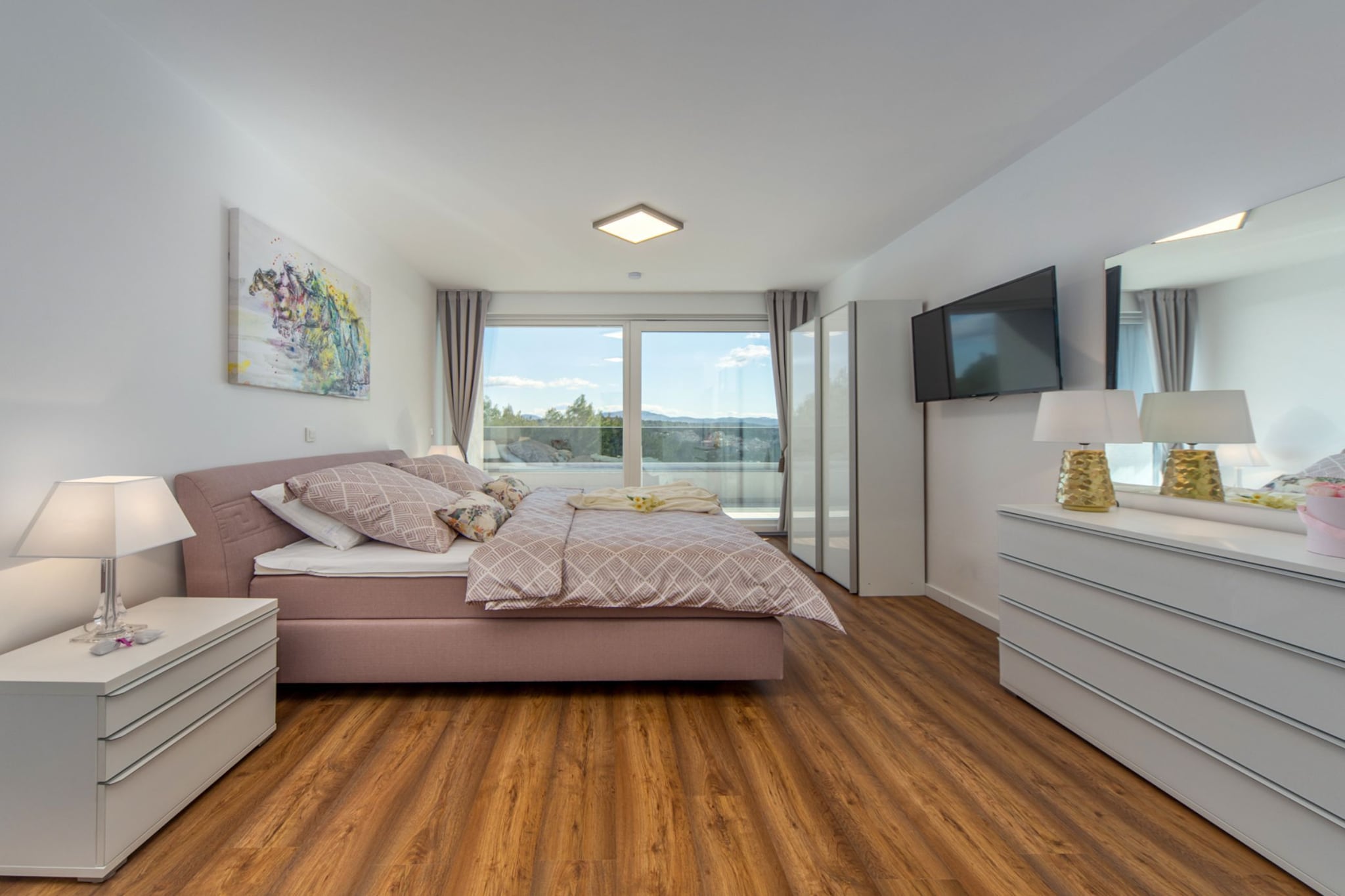 Villa Shaula -  Five Bedroom Holiday Home with Pool,Sauna and Gym-Schlafzimmer