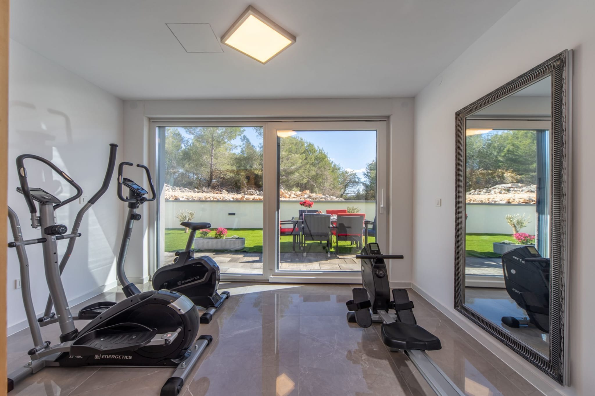 Villa Shaula -  Five Bedroom Holiday Home with Pool,Sauna and Gym-Fitnessraum