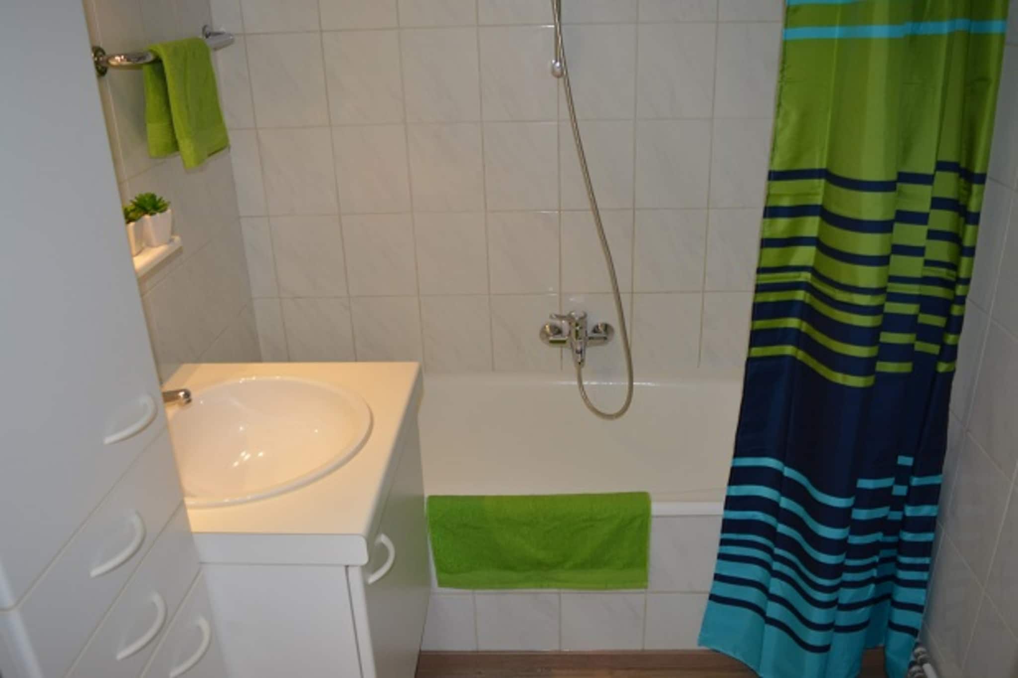 EXCELSIOR 57H-Badkamer