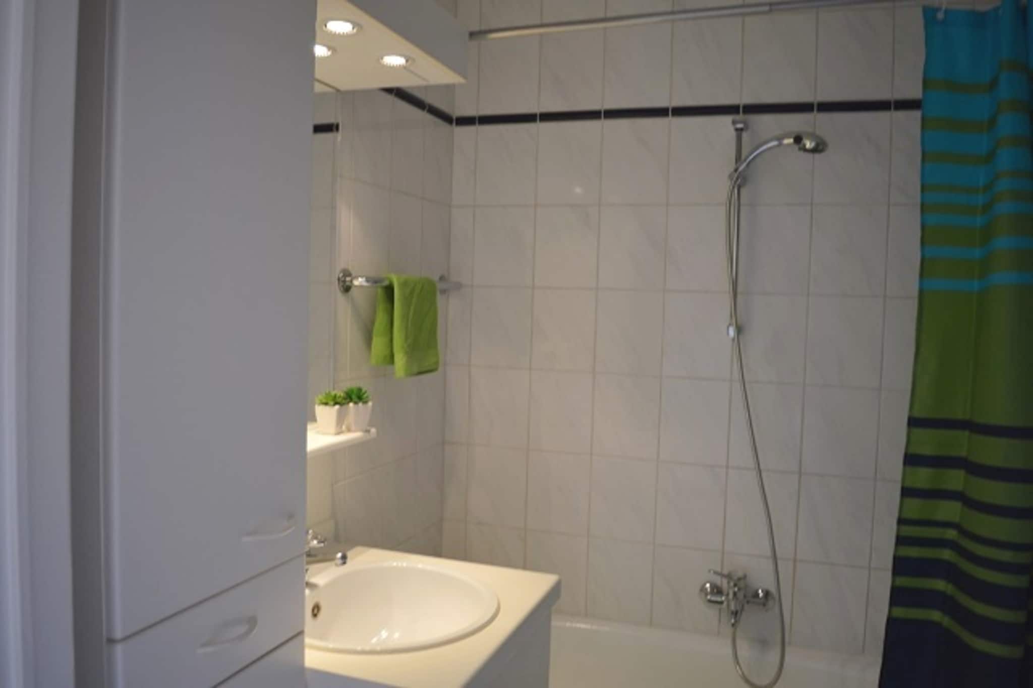 EXCELSIOR 57H-Badkamer