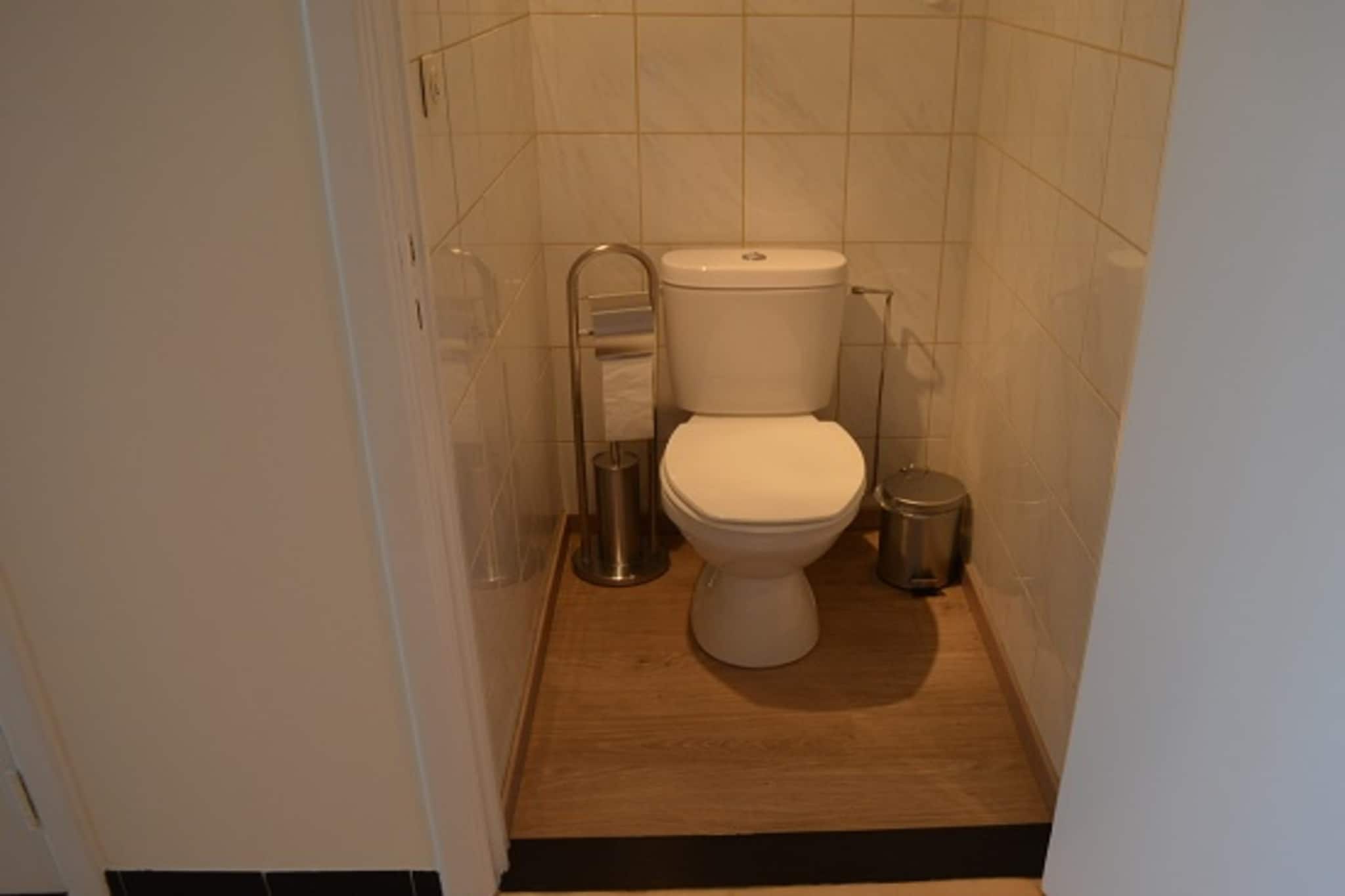 EXCELSIOR 57H-Badkamer