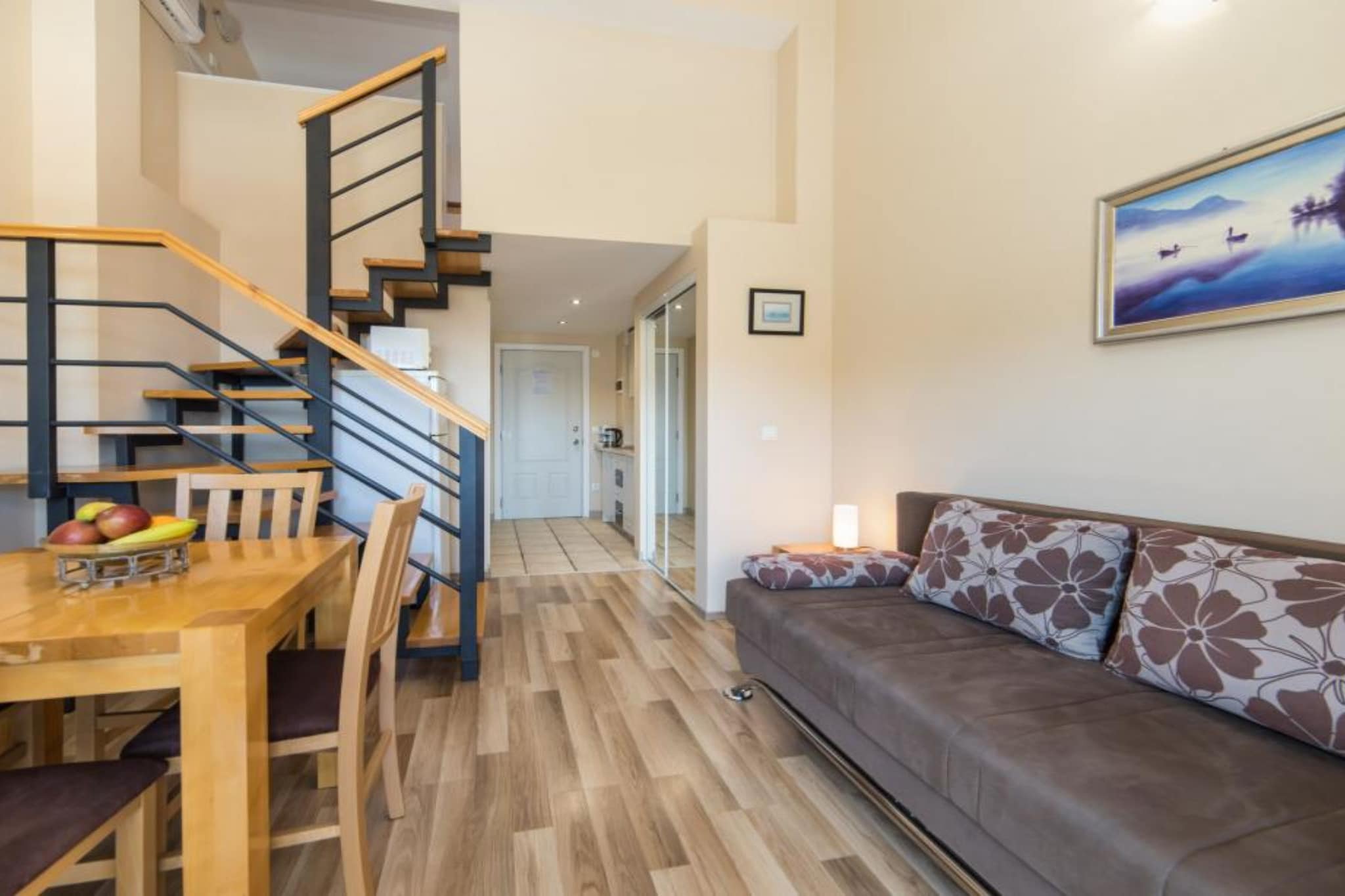 Apartments Nmn - Studio Apartment with Balcony 2-Außenbereich