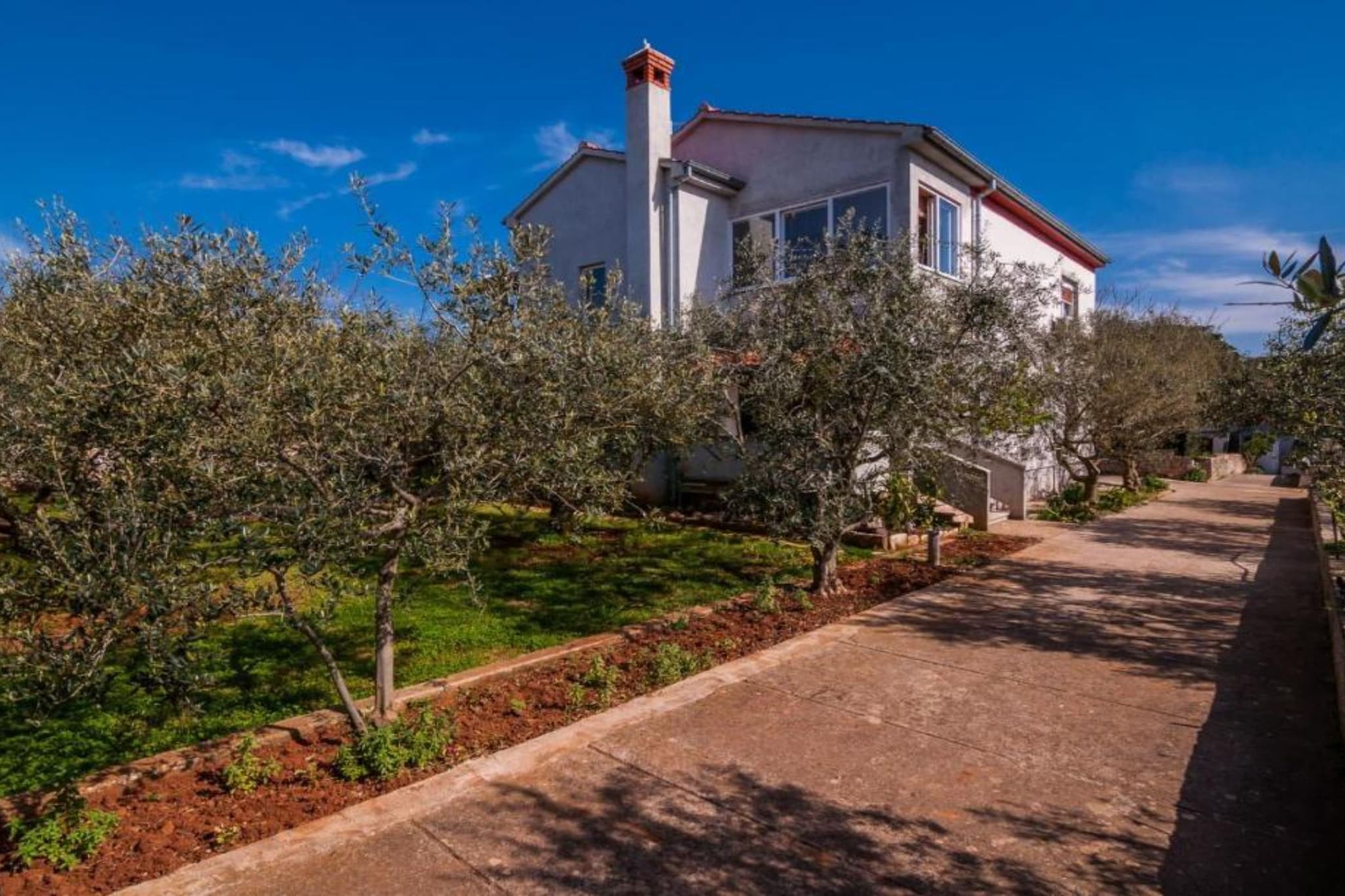 Seaside Oasis Apartments on Island Ugljan - One Bedroom Apartment with Terrace (owner Cvita 2)-Buitenlucht
