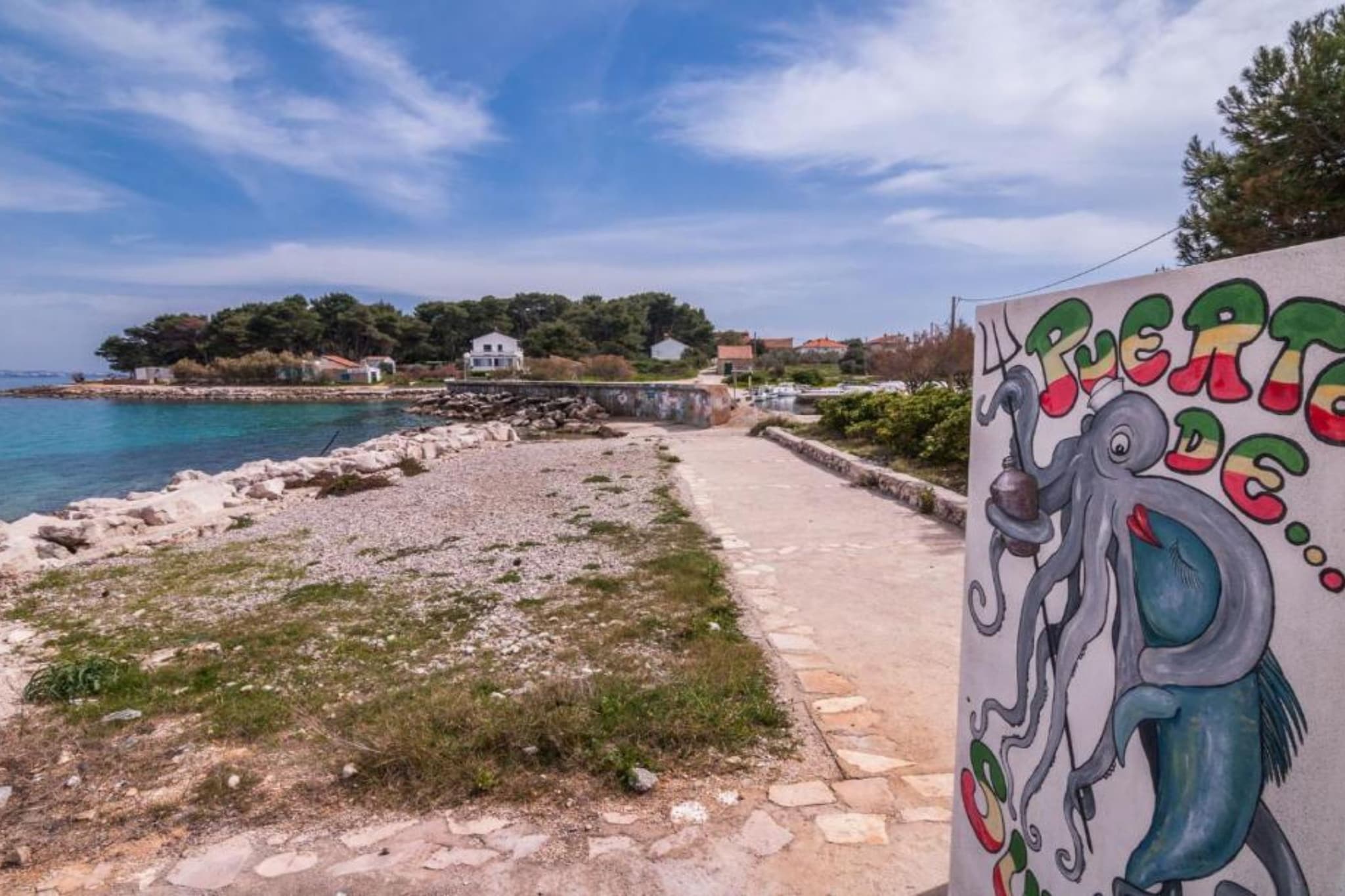 Seaside Oasis Apartments on Island Ugljan - One Bedroom Apartment with Terrace (owner Cvita 2)-Buitenlucht