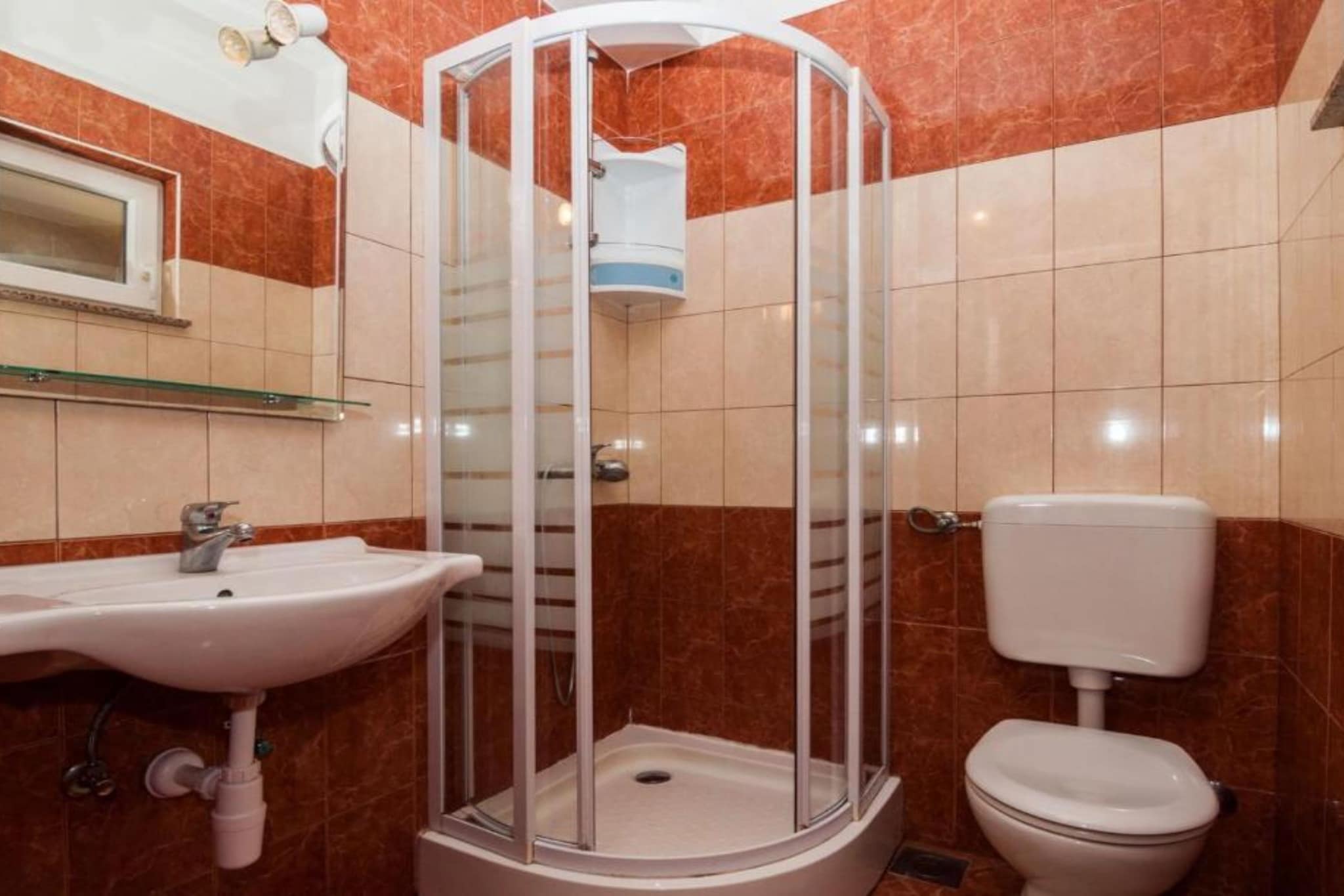 Seaside Oasis Apartments on Island Ugljan - One Bedroom Apartment with Terrace (owner Cvita 2)-Badkamer