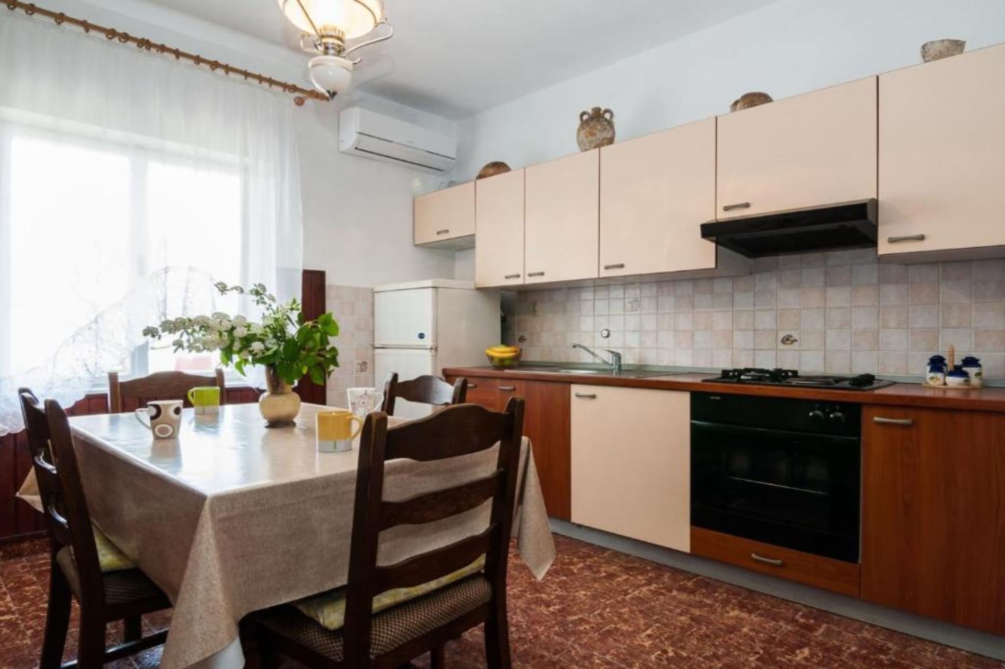 Seaside Oasis Apartments on Island Ugljan - Two Bedroom Apartment with Terrace (owner Cvita 3)-Keuken