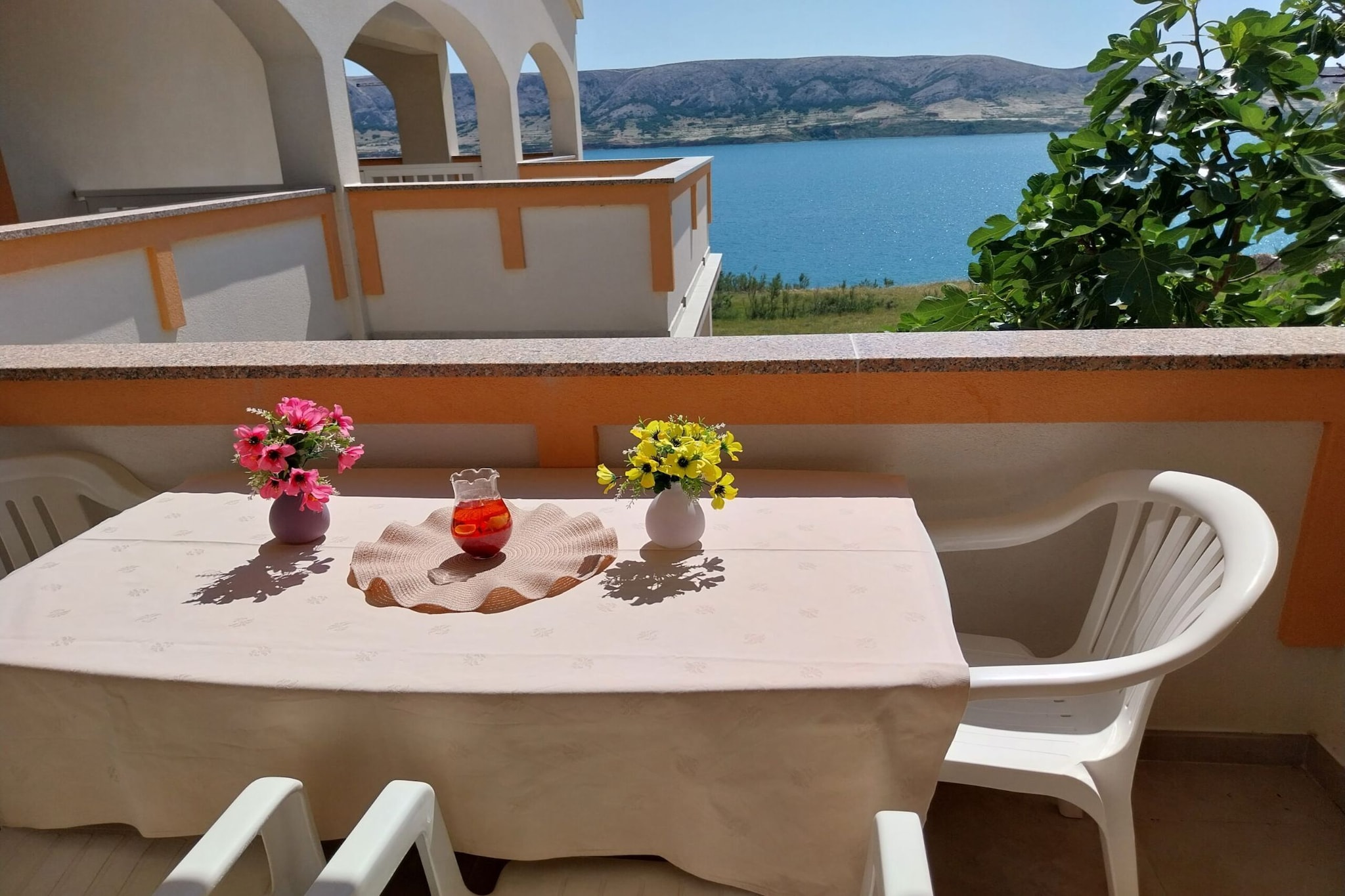 Two-Bedroom Apartment (A2)-Terrace