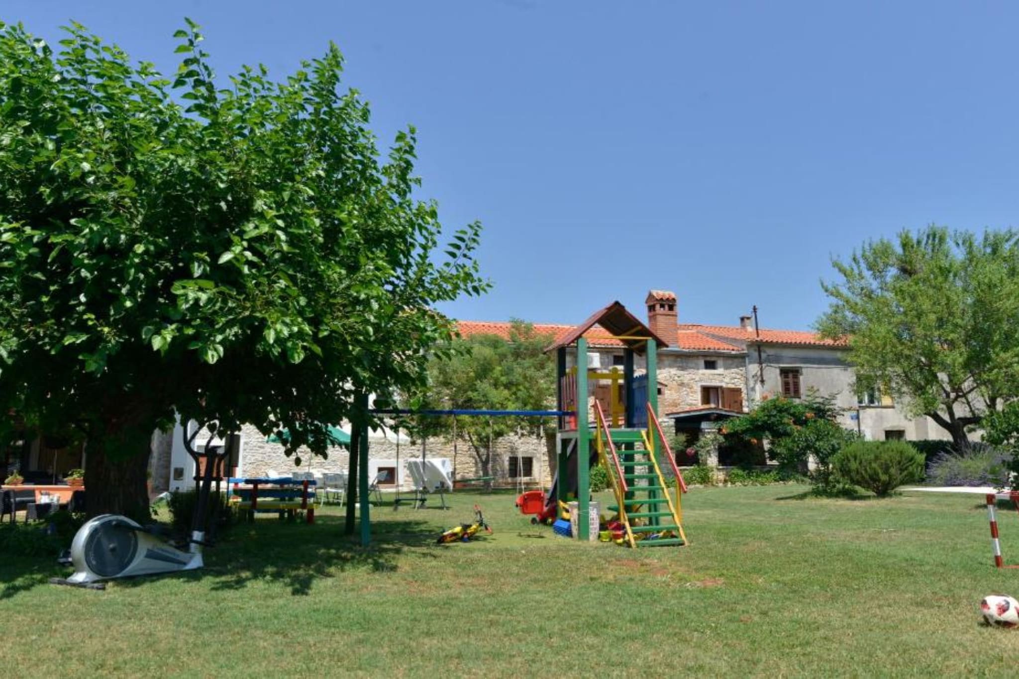 Authentic Istrian Rooms for Unforgettable Stays - Double Room with Balcony-Outdoor