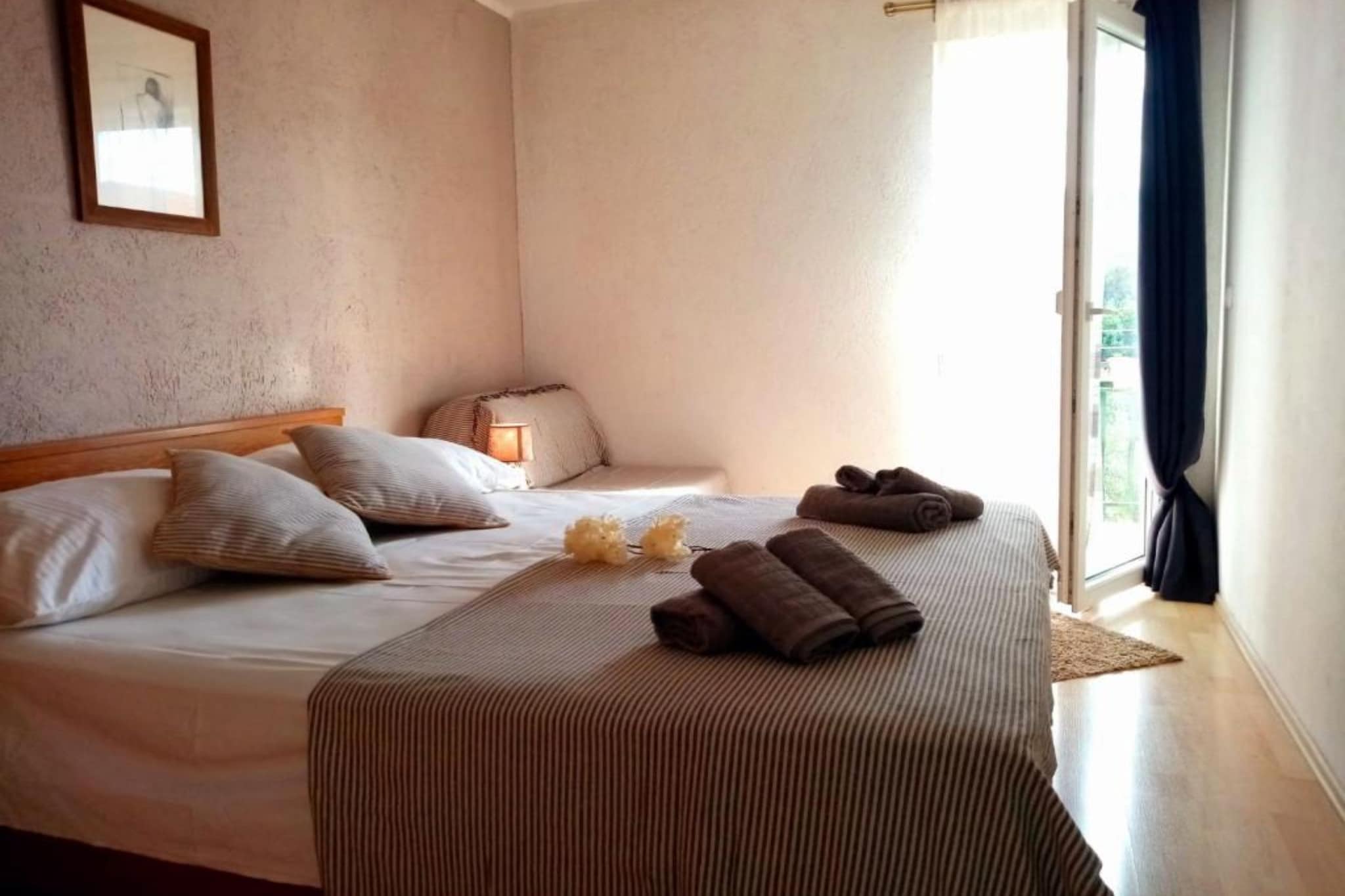 Apartments Silva - One Bedroom Apartment with Balcony and Sea View-Chambre