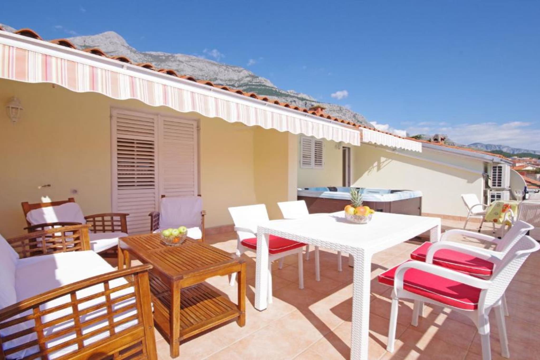Apartments Ribarević - Three Bedroom Apartment With Terrace and Sea View-Swimming pool