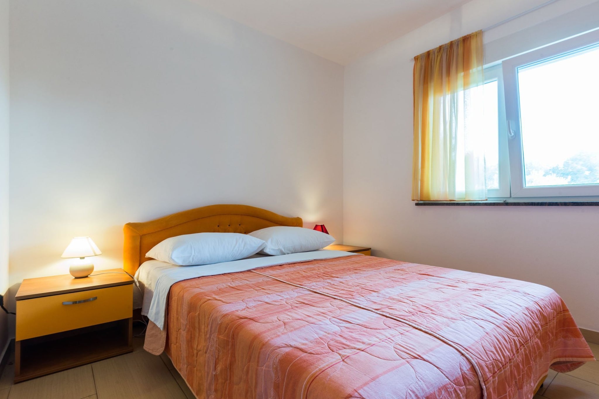 Elegant and Lavish Leisure Apartments Zadar with Outdoor Pool - Standard Two Bedroom Apartment with Terrace (owner Orange)-Slaapkamer