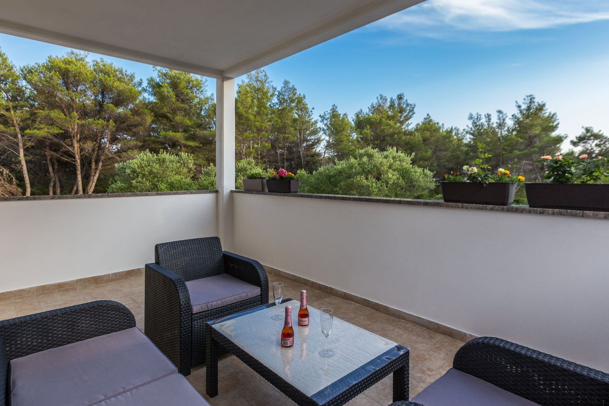 Elegant and Lavish Leisure Apartments Zadar with Outdoor Pool - Standard Two Bedroom Apartment with Terrace (owner Orange)-Terras