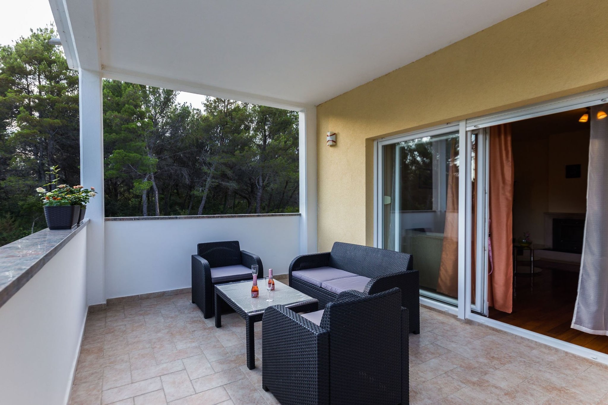 Elegant and Lavish Leisure Apartments Zadar with Outdoor Pool - Standard Two Bedroom Apartment with Terrace (owner Orange)-Terras