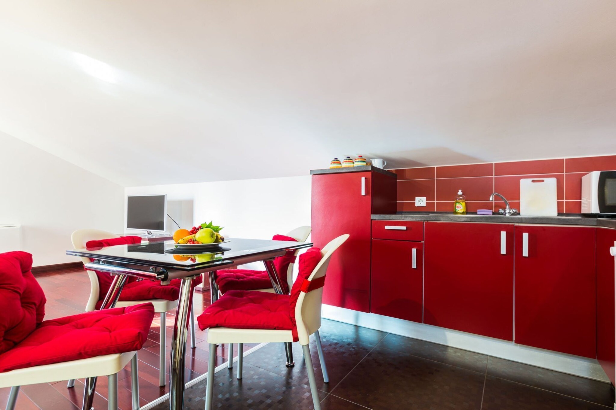 Elegant and Lavish Leisure Apartments Zadar with Outdoor Pool  - One Bedroom Apartment (owner Marasca)-Keuken