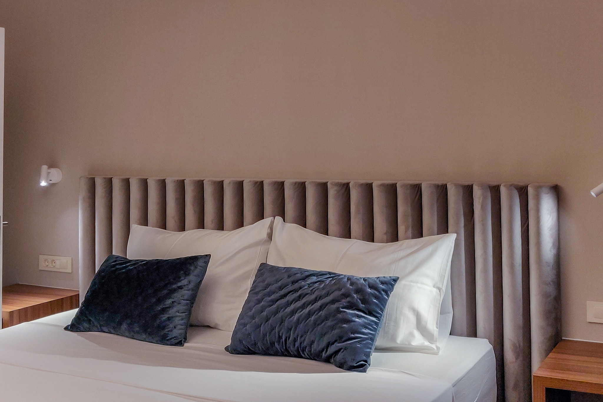 Downtown Zadar Stylish and Sophisticated Apartments - One Bedroom Apartment (owner 1-jednosobni)-Slaapkamer
