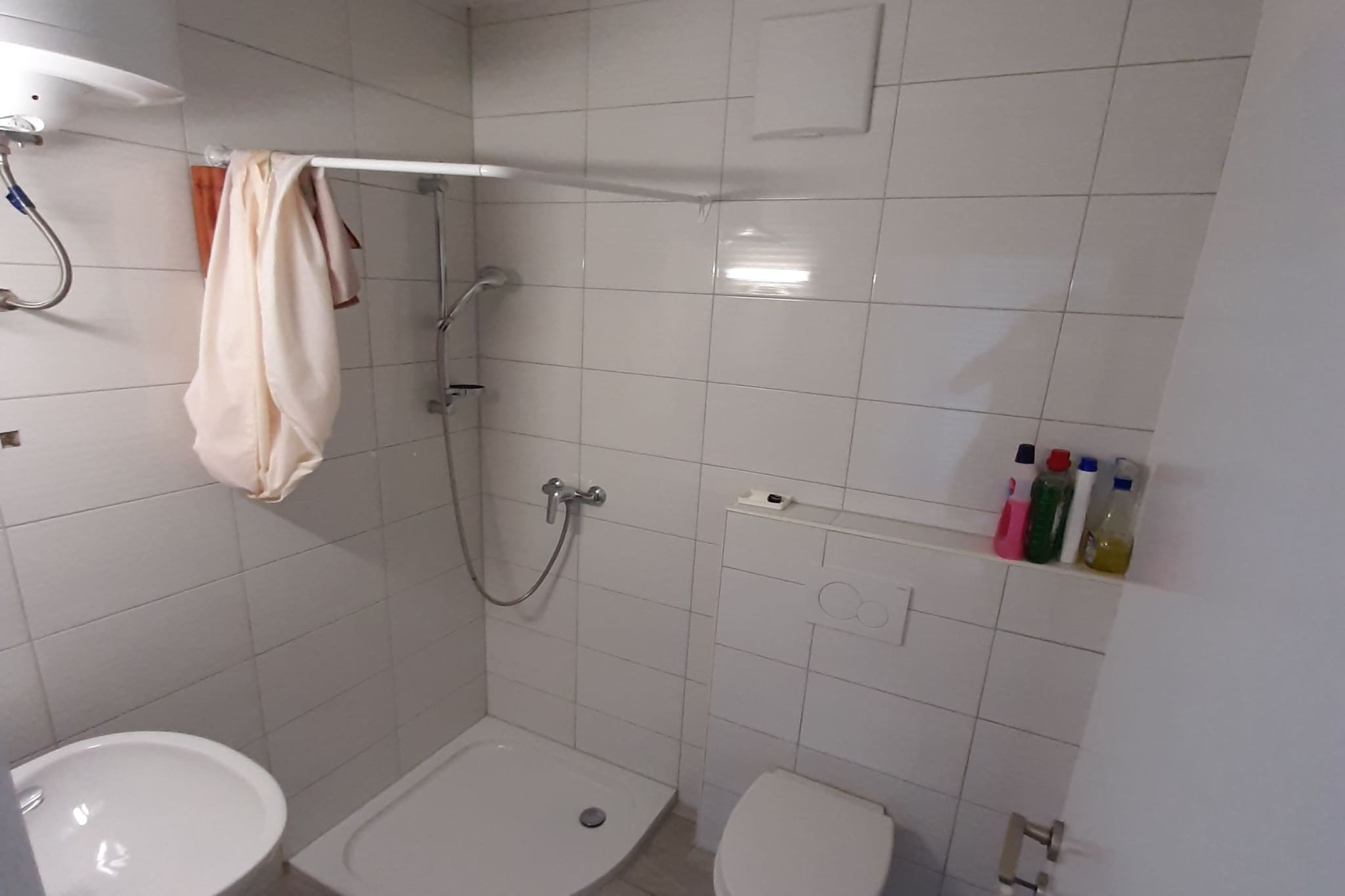 One-Bedroom (A2)-Badkamer
