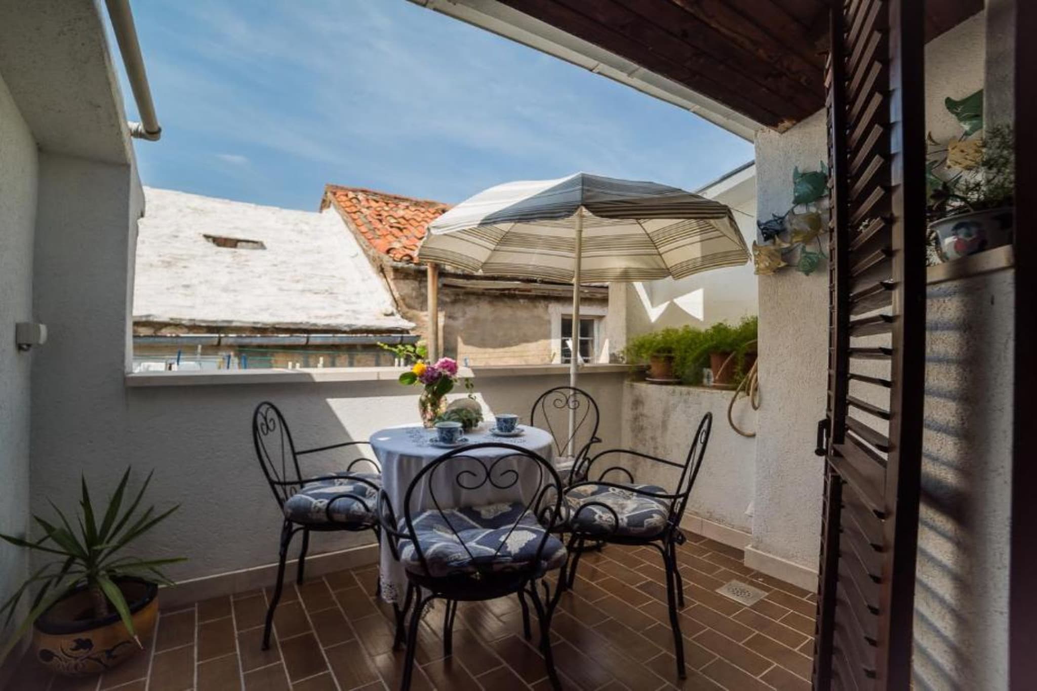 Stone House Seaside Retreat on Brač Island - Two Bedroom Apartment 1-Terrace