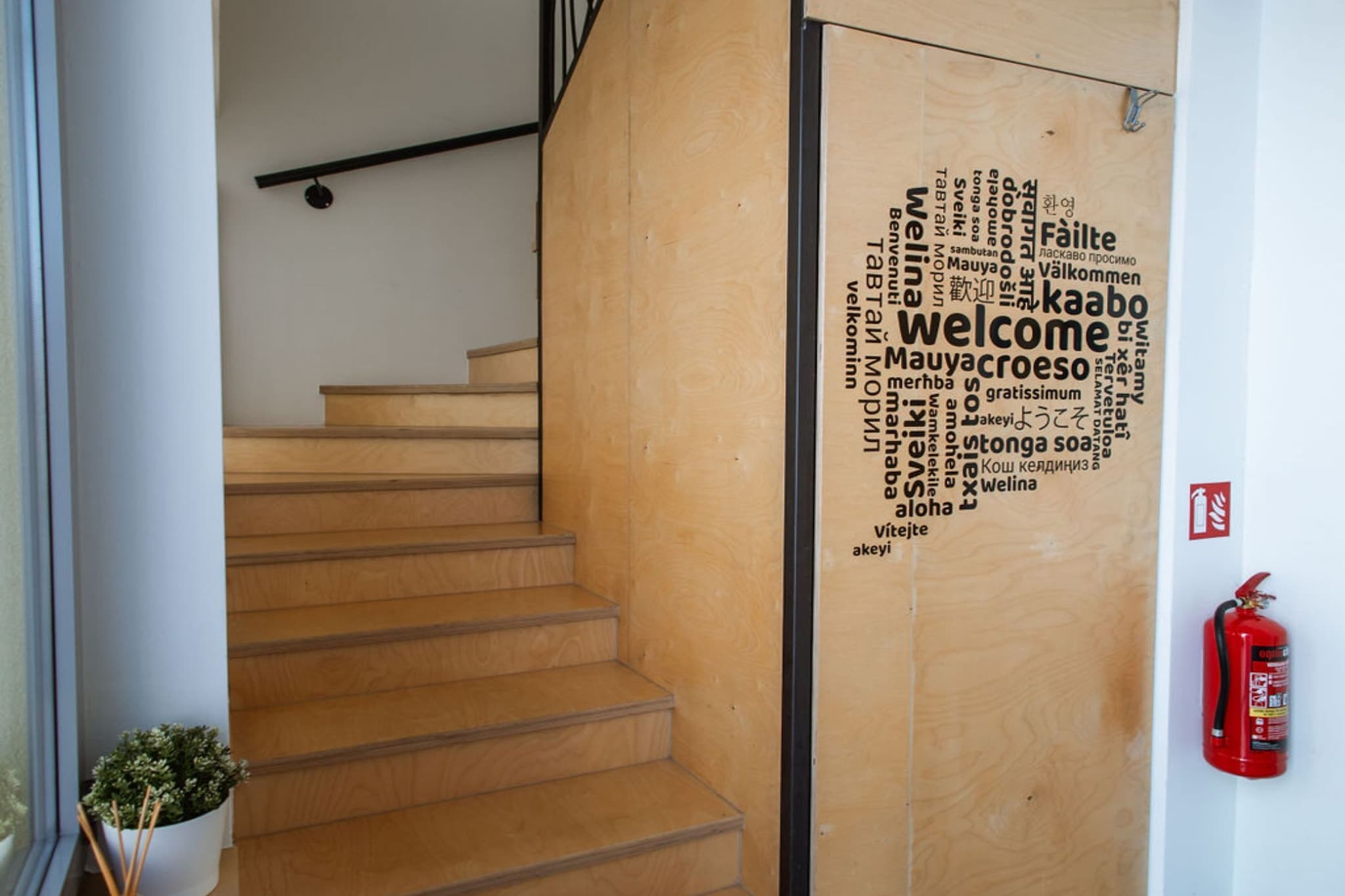 Stylish Apartments with Osijek Near Top Attractions - Standard Studio Apartment  - Maks 3-Trap