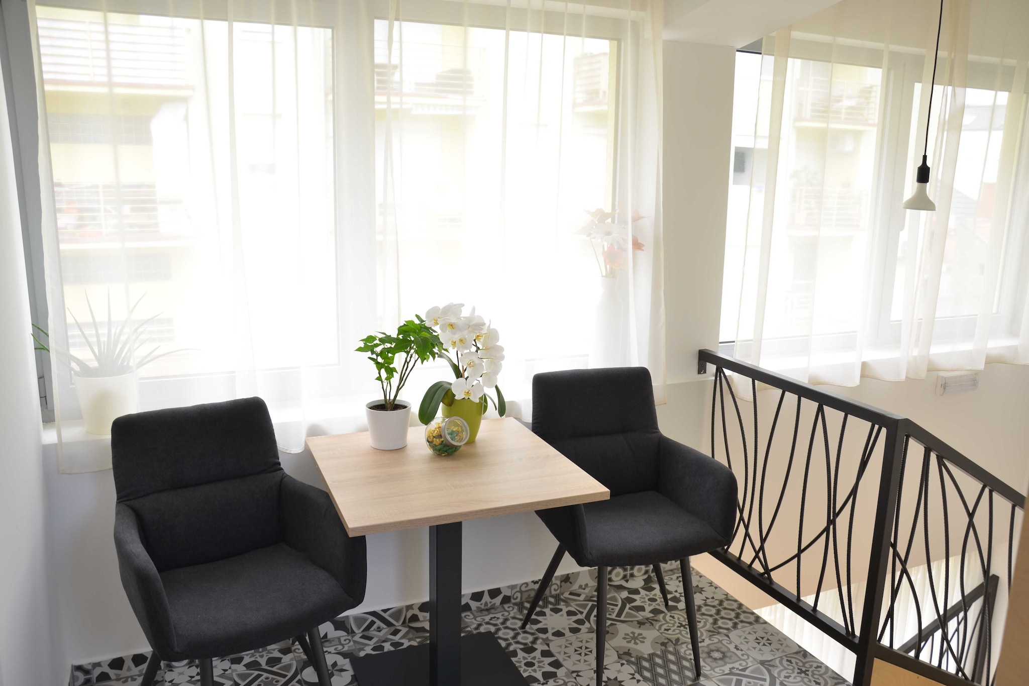 Stylish Apartments with Osijek Near Top Attractions - Comfort Studio Apartment - Maks-Schlafzimmer