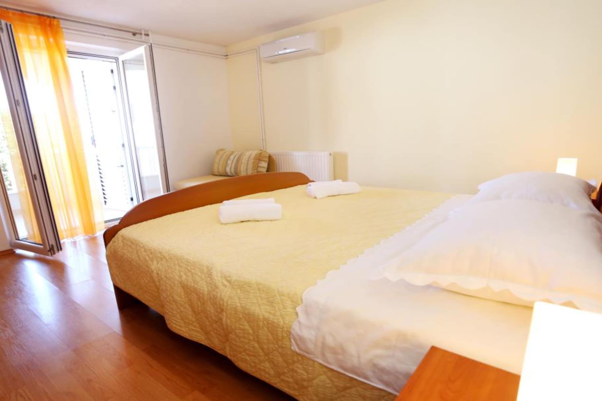 One-Bedroom Apartment With Terrace And Sea View (A1)