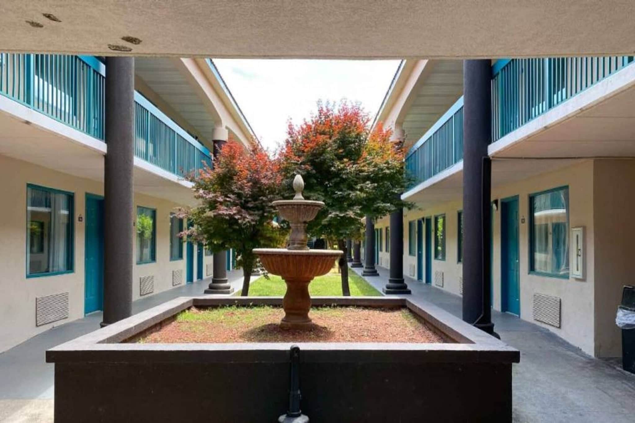 Exterior Summer