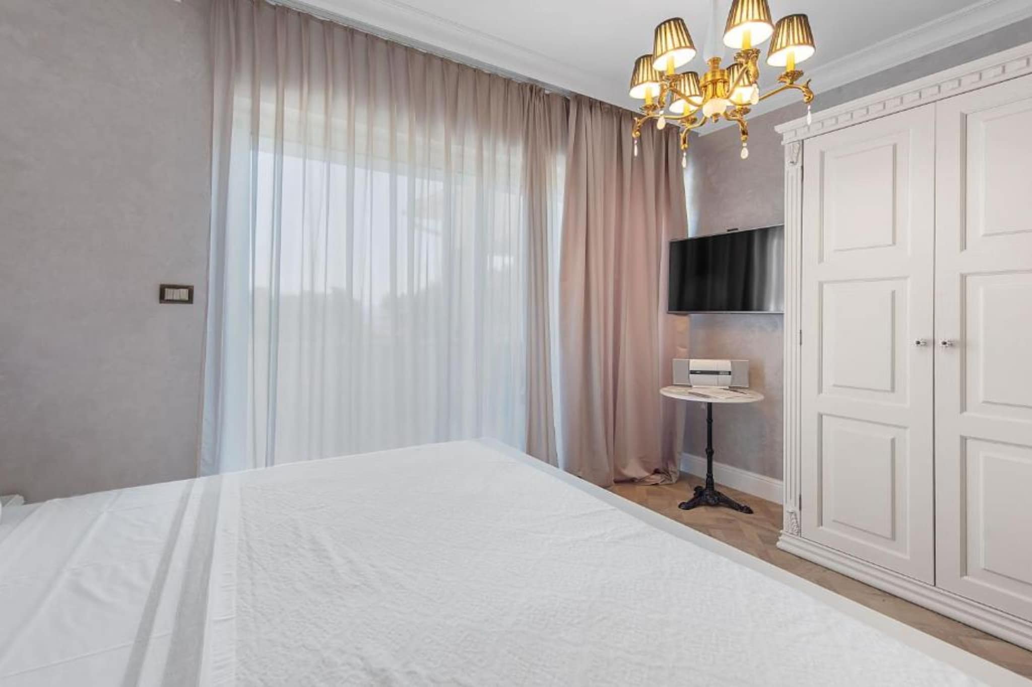 Villa Carolus in Vodice - Five Bedroom Villa with Terrace and Swimming pool-Slaapkamer