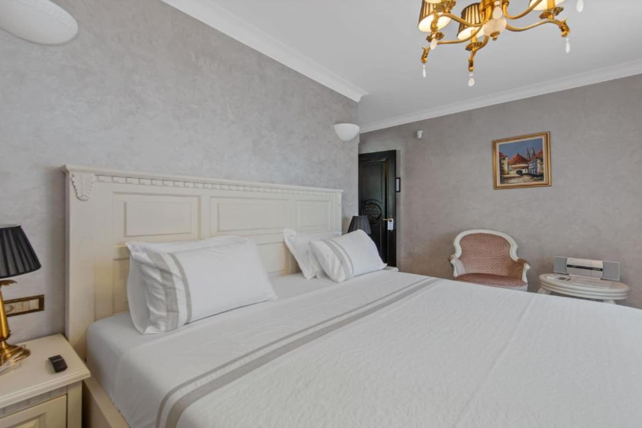 Villa Carolus in Vodice - Five Bedroom Villa with Terrace and Swimming pool-Slaapkamer