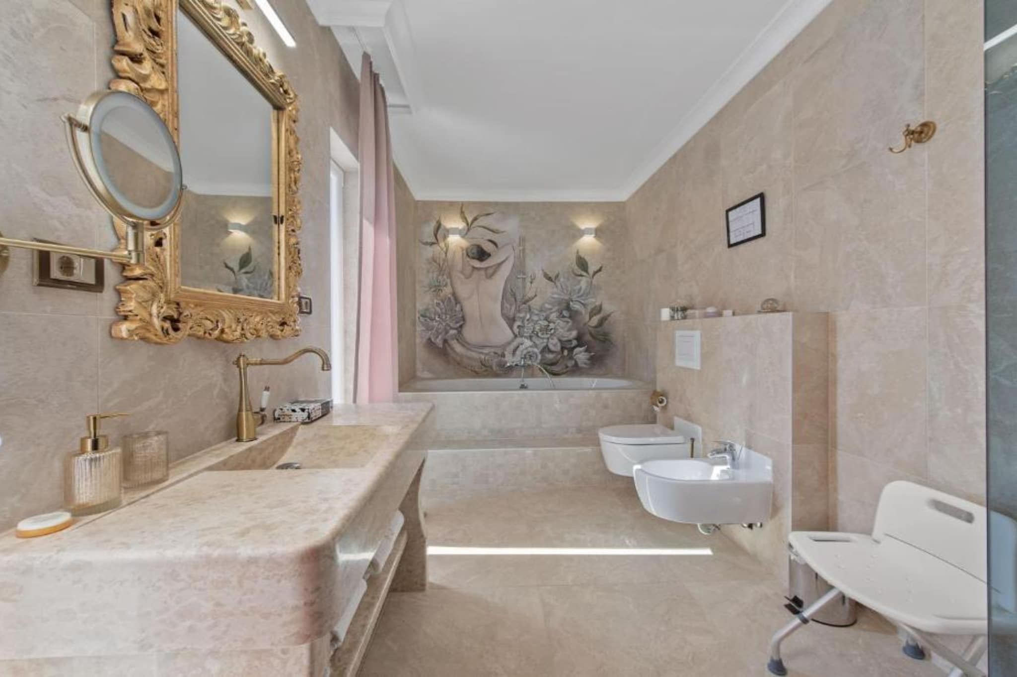 Villa Carolus in Vodice - Five Bedroom Villa with Terrace and Swimming pool-Badkamer