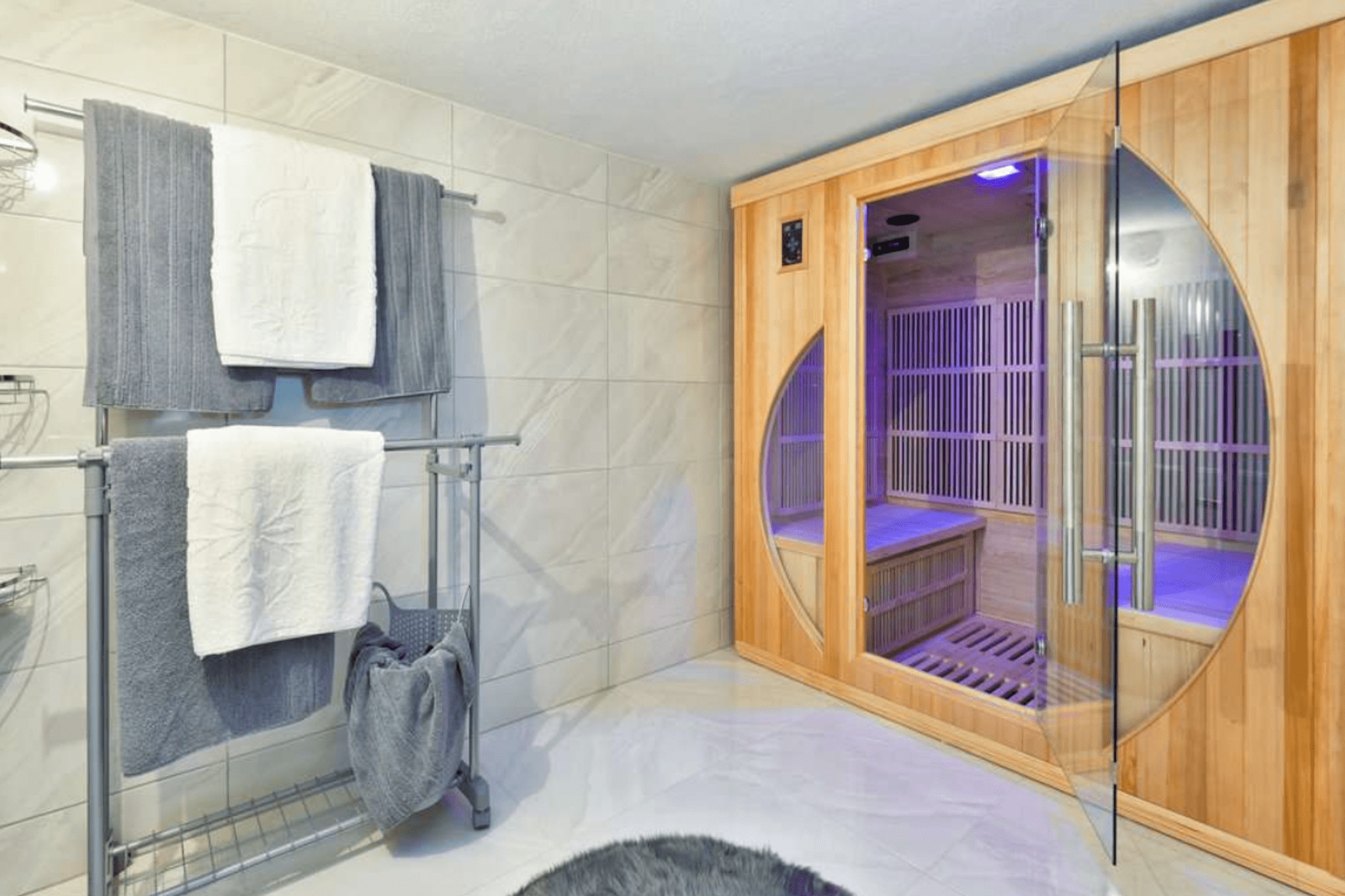Holiday Home Dom & San - Two Bedroom Holiday Home with Swimming pool-Sauna