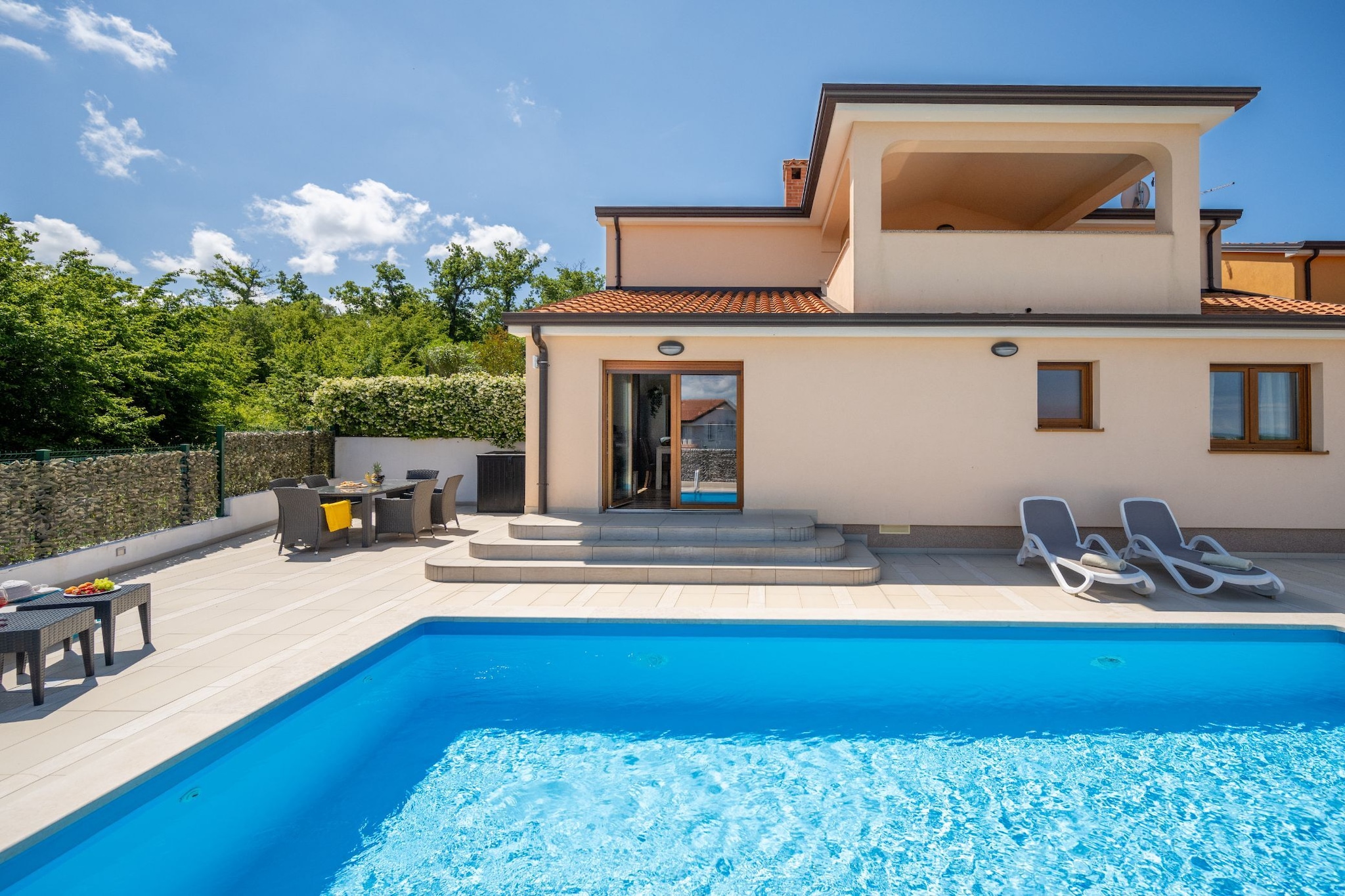 Holiday Home Mlačić - Three Bedroom Holiday Home with Pool-Zwembad
