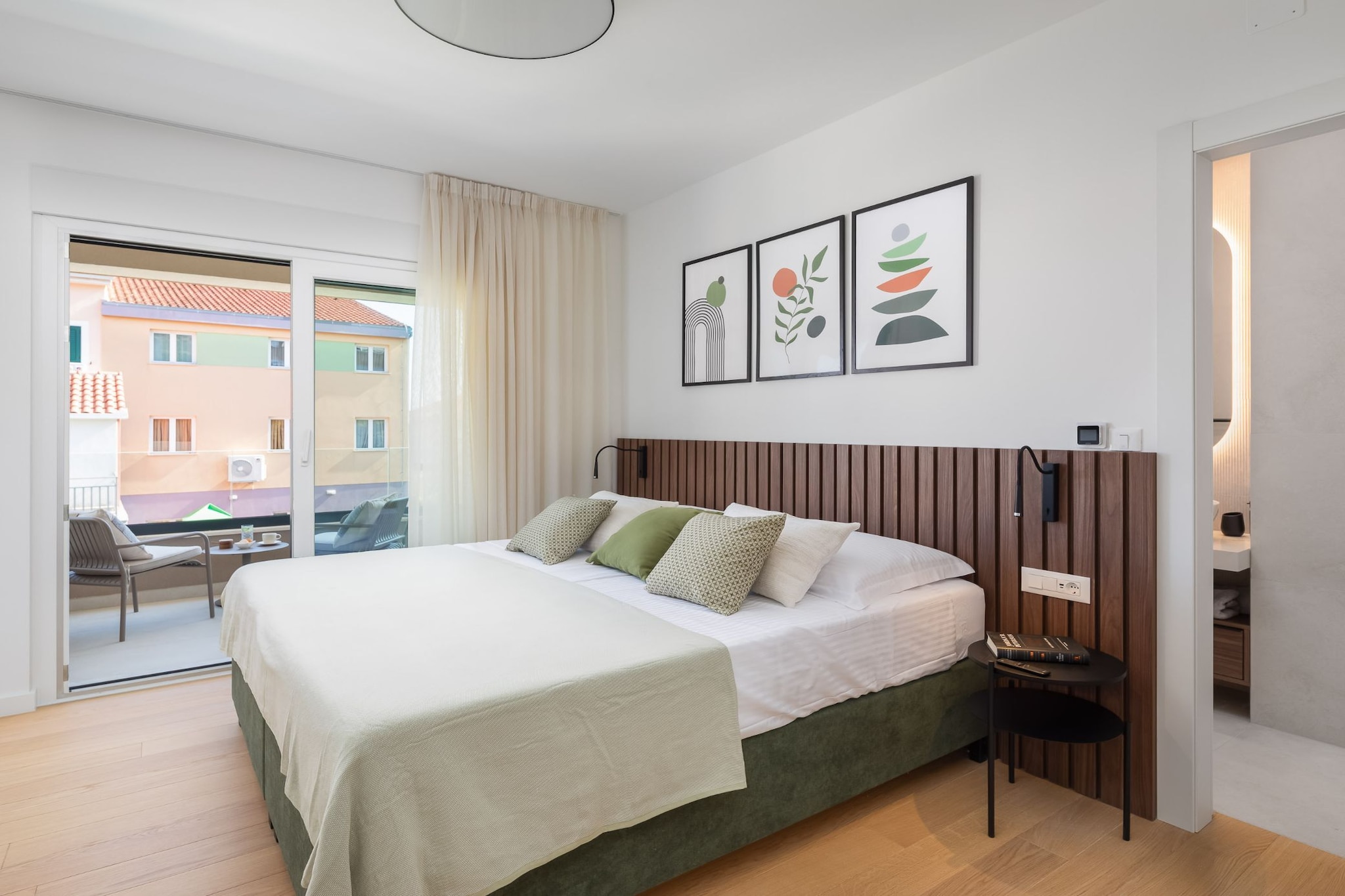 Villa Prima Lux - Four Bedroom Villa with Pool-Chambre