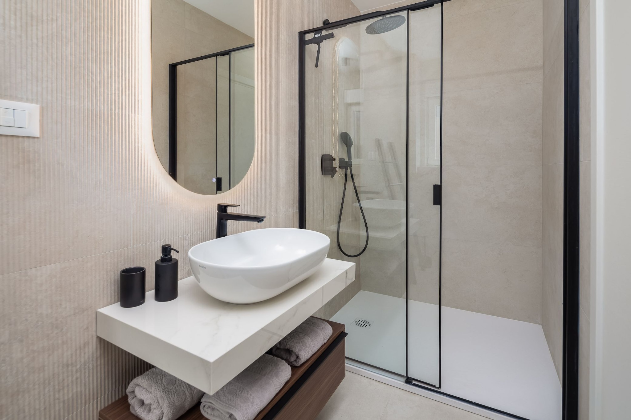 Villa Prima Lux - Four Bedroom Villa with Pool-Salle de bain