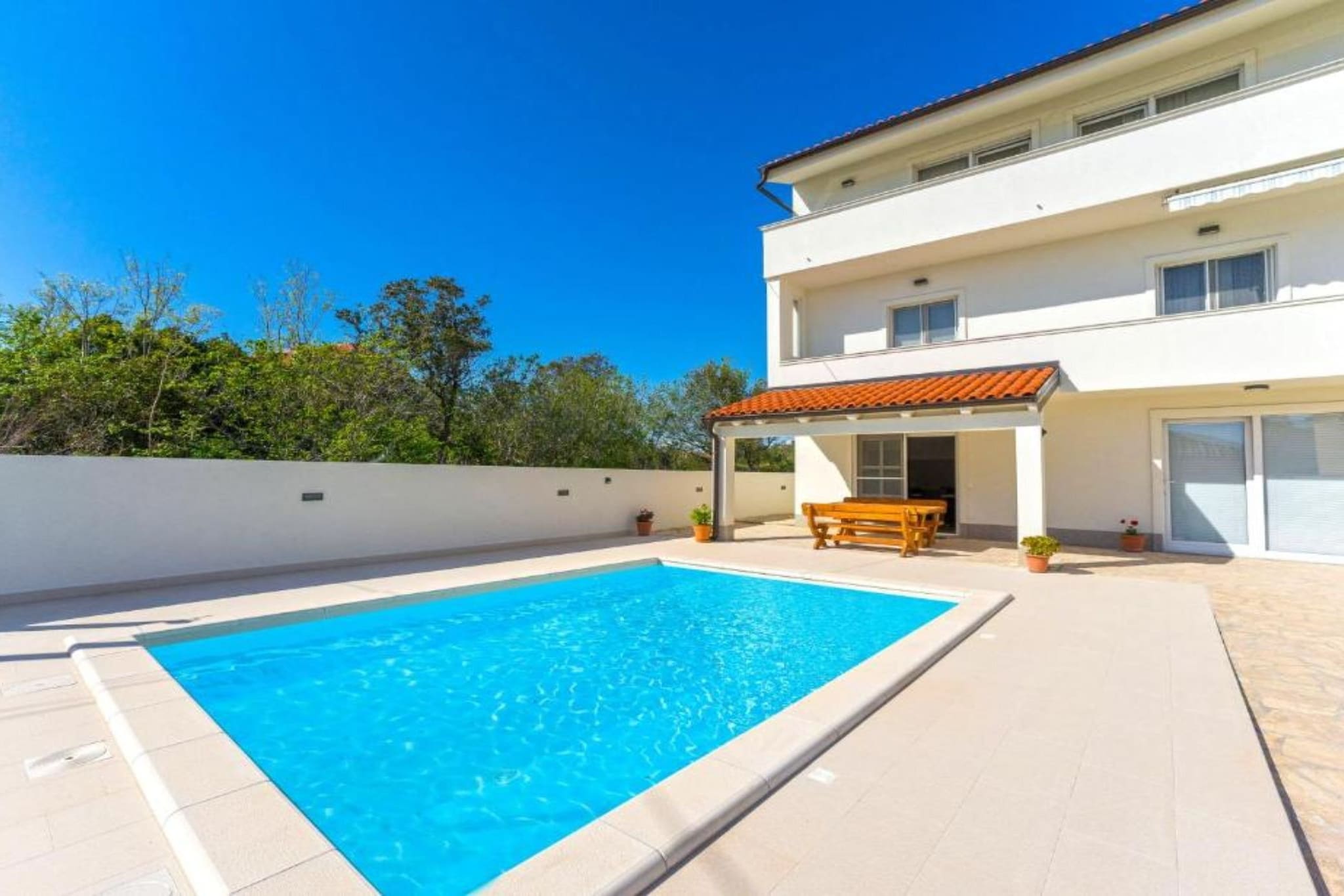 Two Bedroom Apartment With Private Pool-Swimming pool
