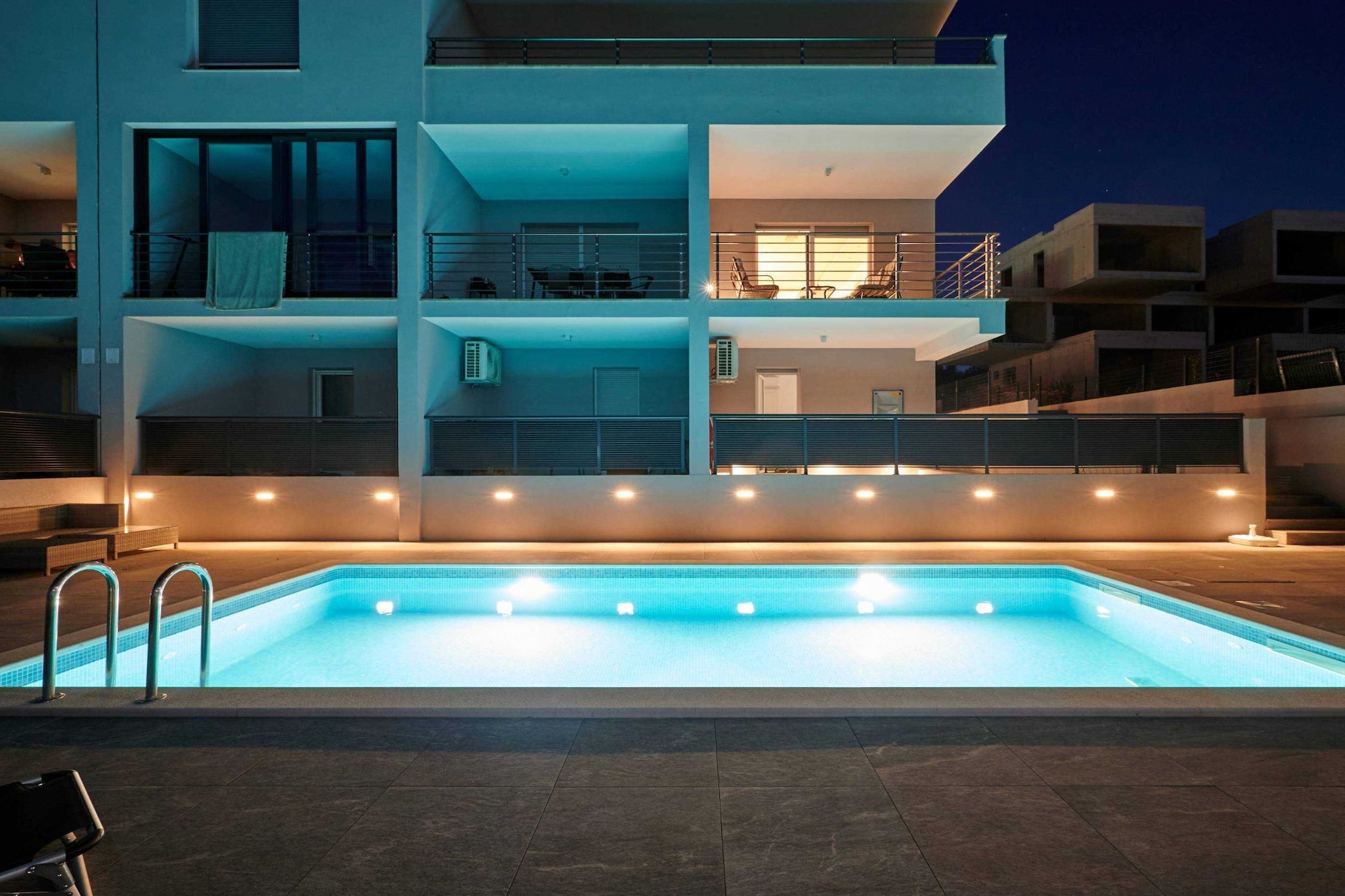 Exclusive Okrug Gornji Apartment with Shared Pool - Two bedroom Apartment with Shared Pool-Pool