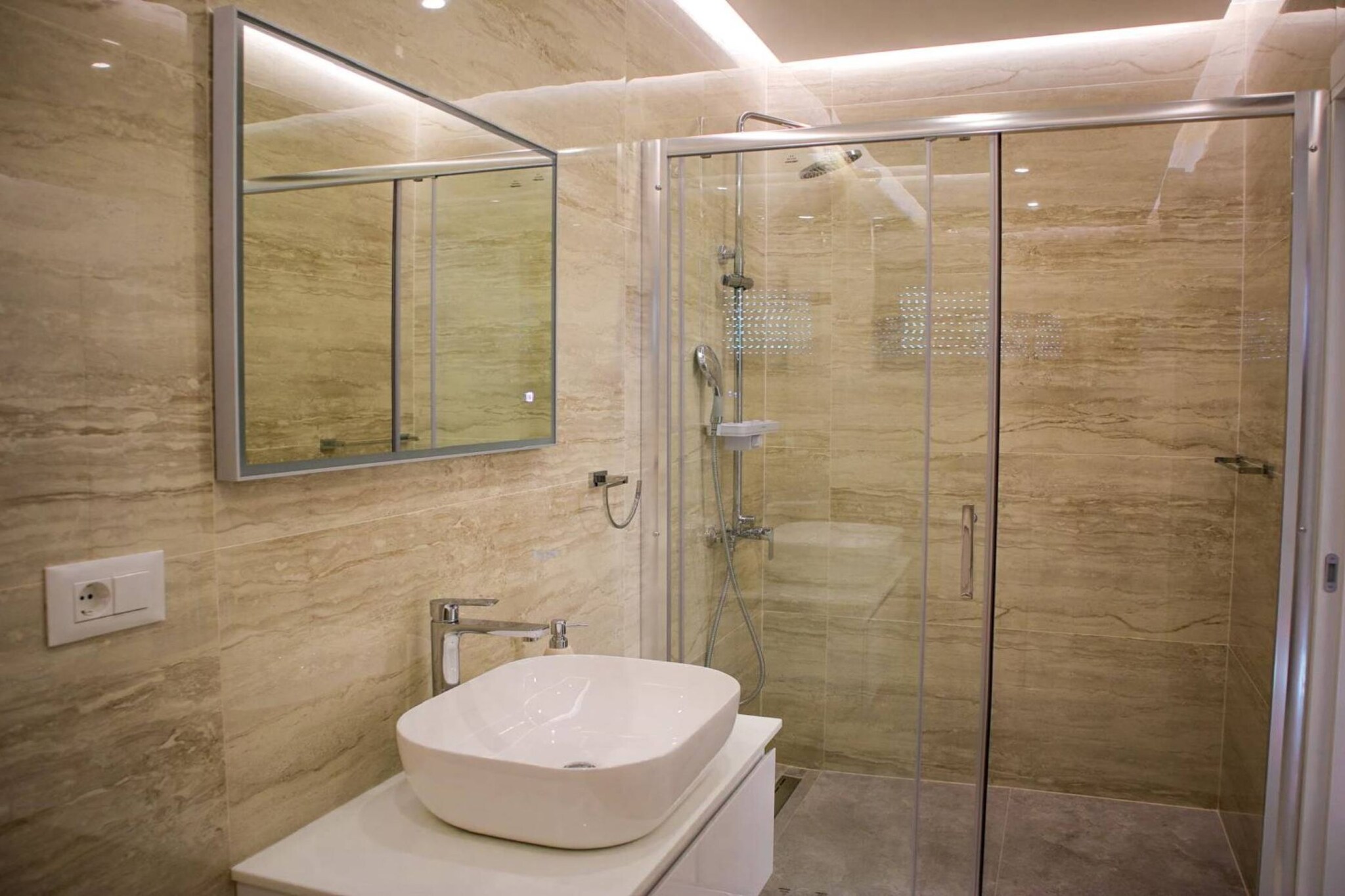 Sunset Serenity Villa with Pool, Gym and Sauna - Six Bedroom Villa with Pool-Salle de bain