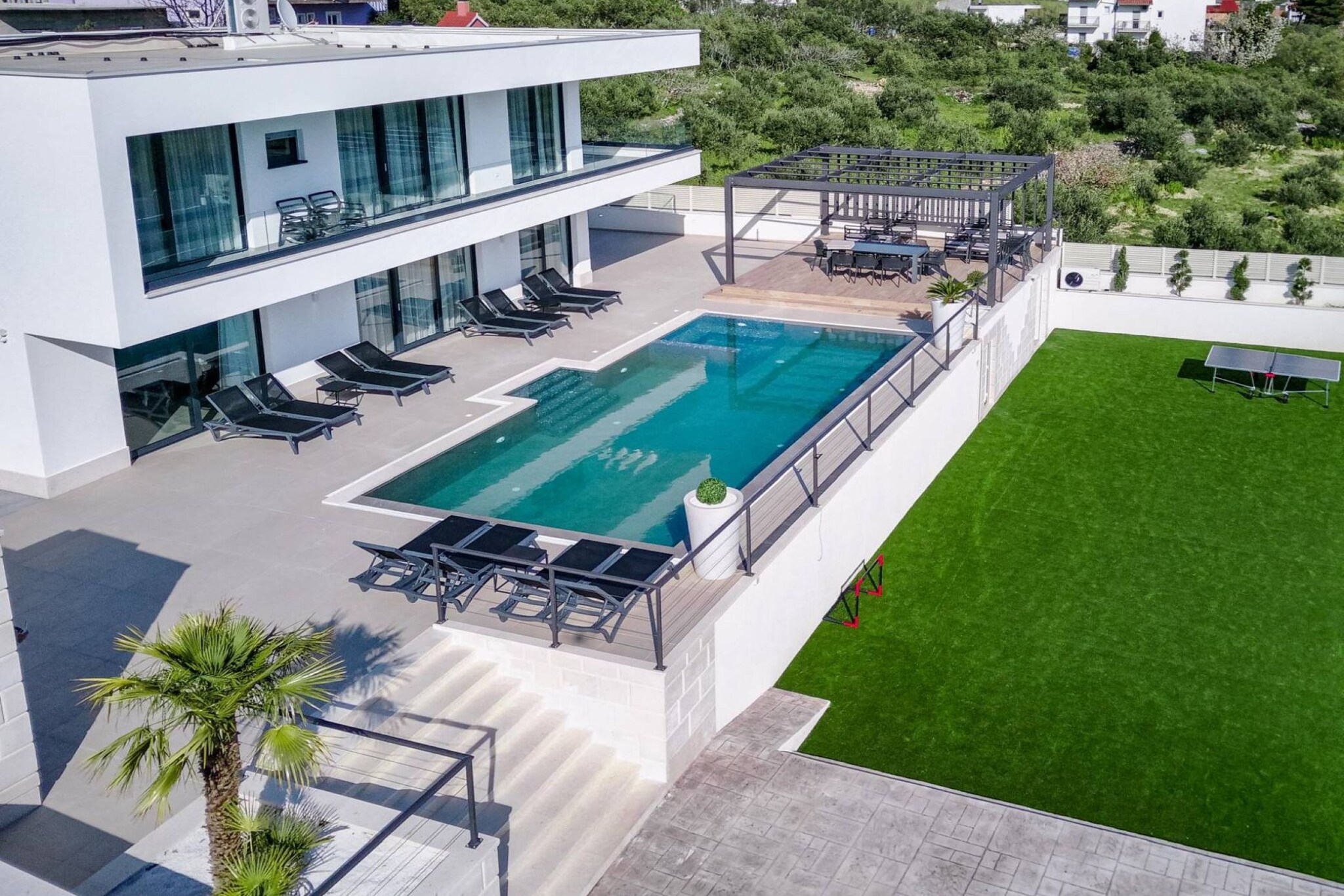 Sunset Serenity Villa with Pool, Gym and Sauna - Six Bedroom Villa with Pool-Vue
