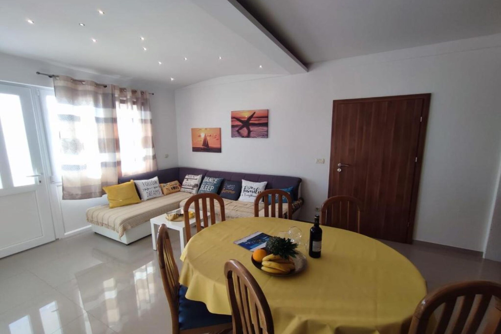 Villa Orada Superior Ground floor - 2 Bedroom apartment-Salon