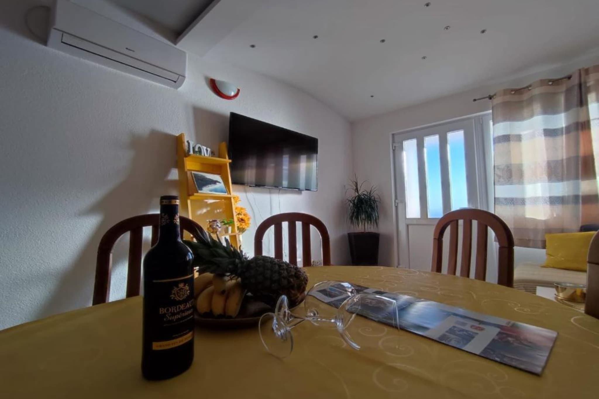 Villa Orada Superior Ground floor - 2 Bedroom apartment-Salon