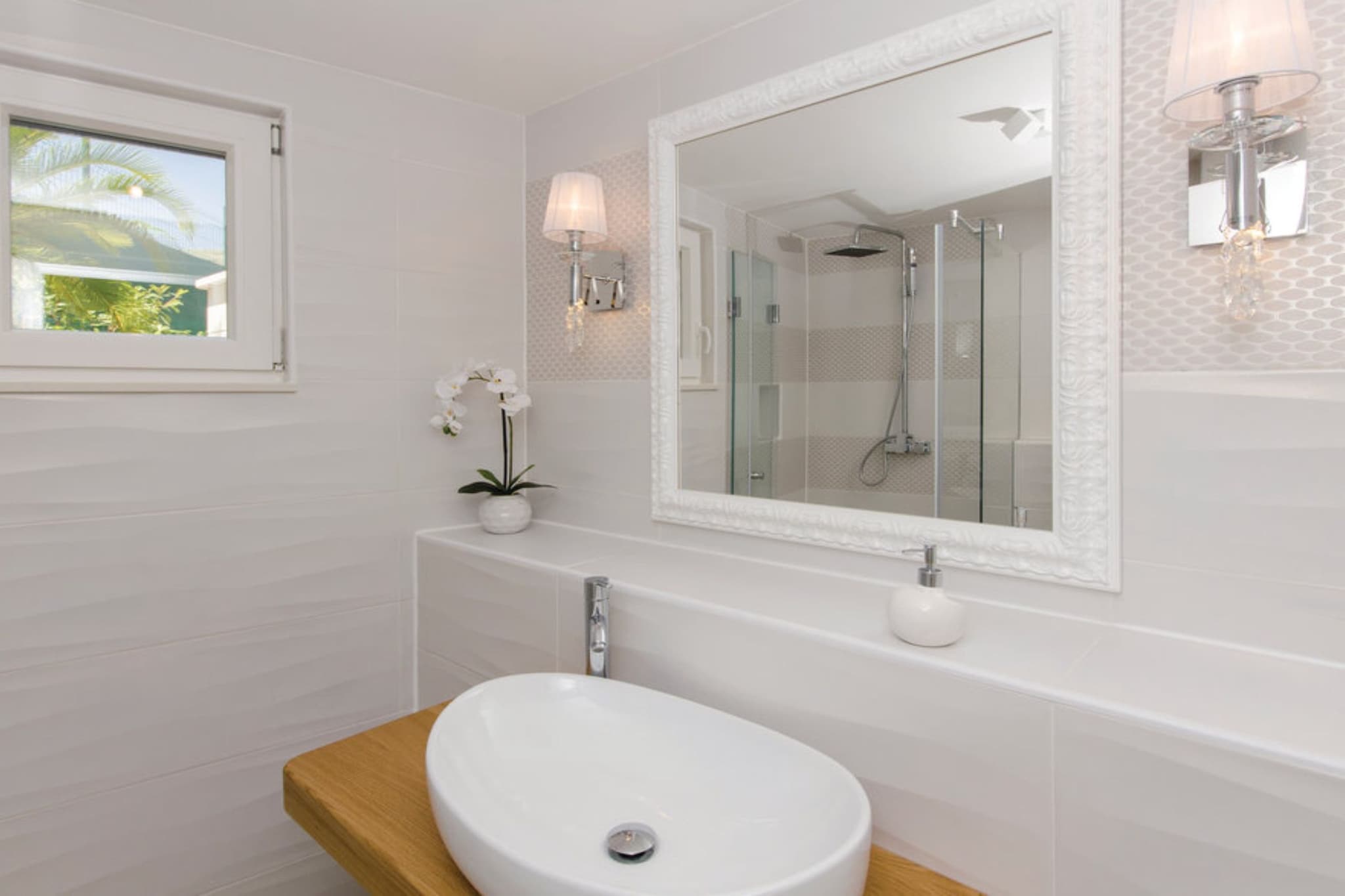 Luxury Villa MaLo - Holiday Home-Bathroom