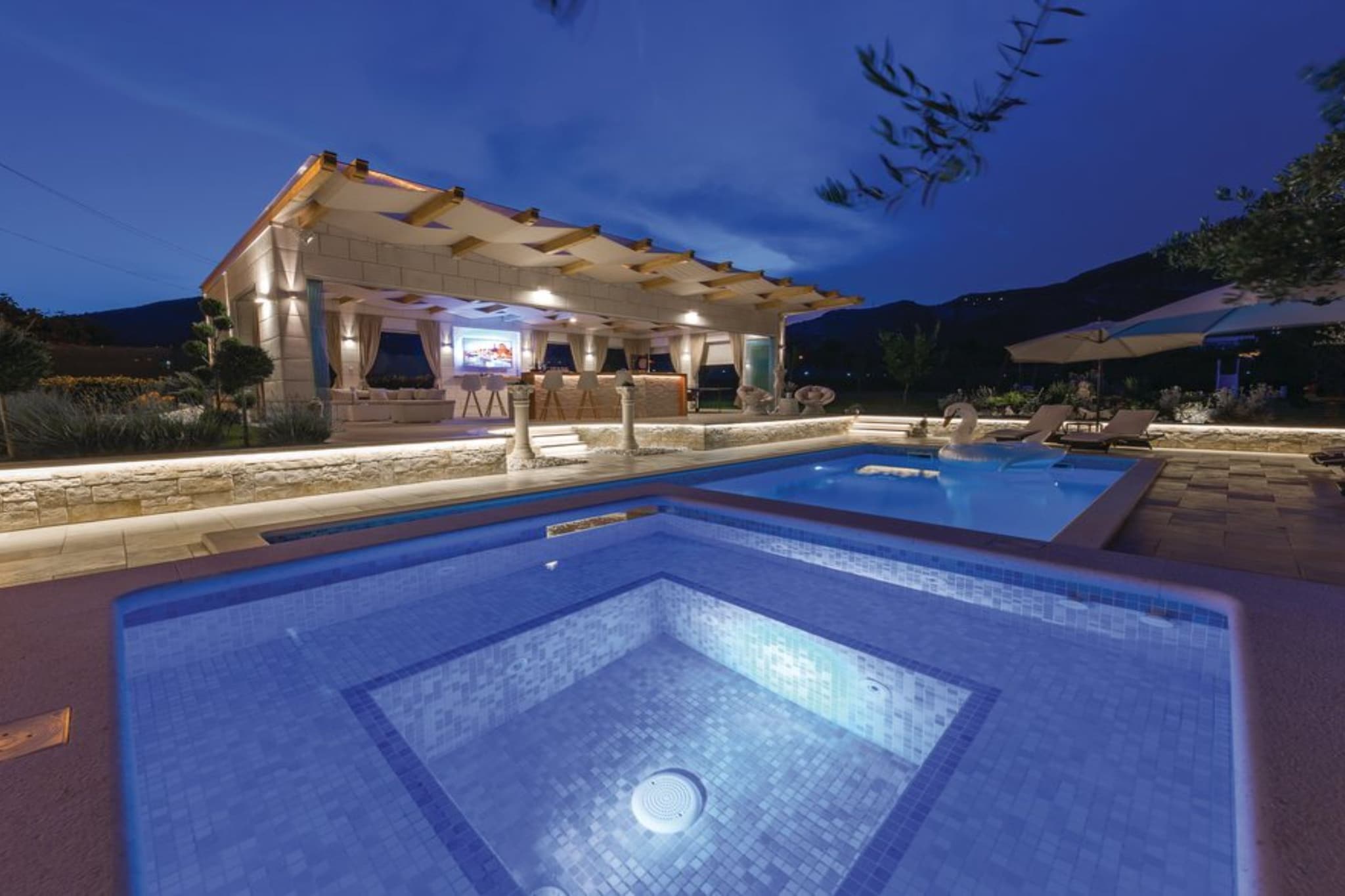 Luxury Villa MaLo - Holiday Home-Pool