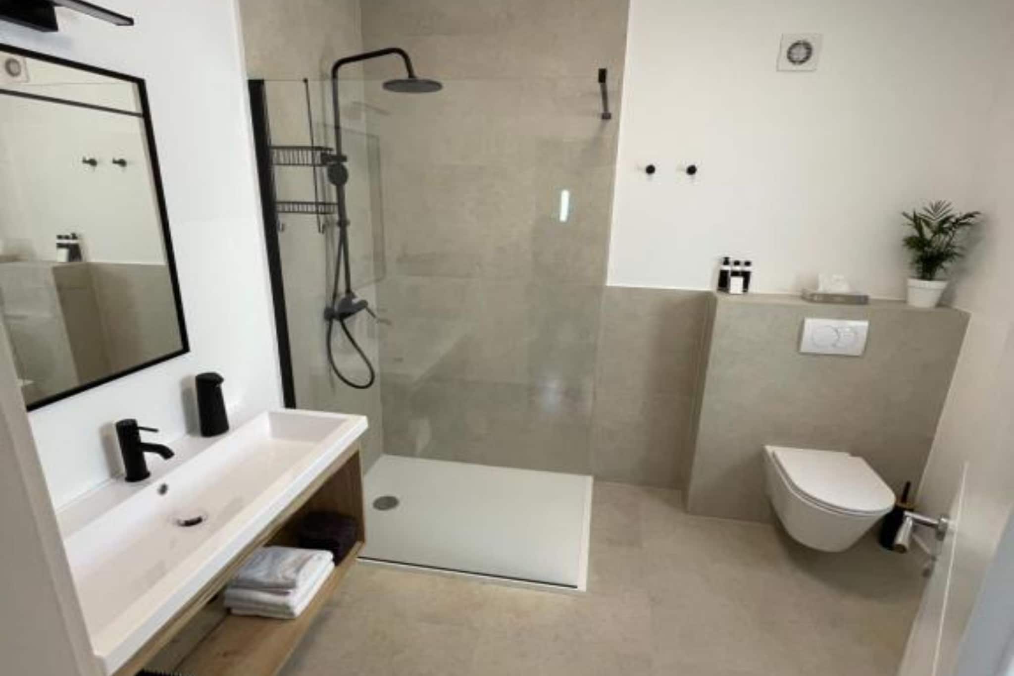 Holiday Home Villa-Bathroom