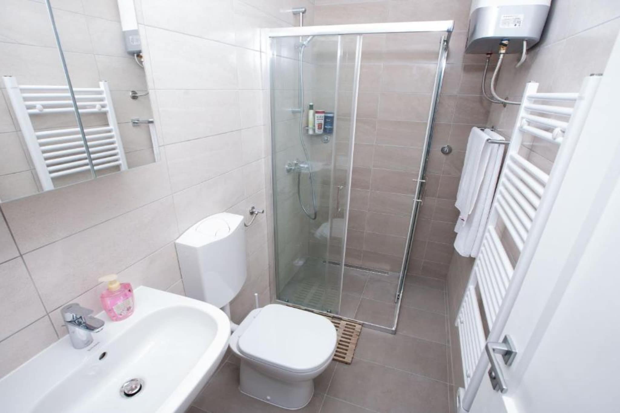 Romantic Studio in Zadar with City and Garden Views One Bedroom Apartment
